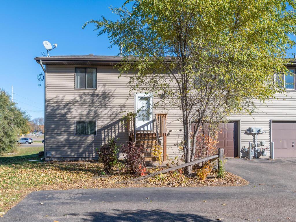 Homes for sale in Circle Pines, MN | 4185 Austin St Ne, Circle Pines, MN 55014 | MLS# 7040027