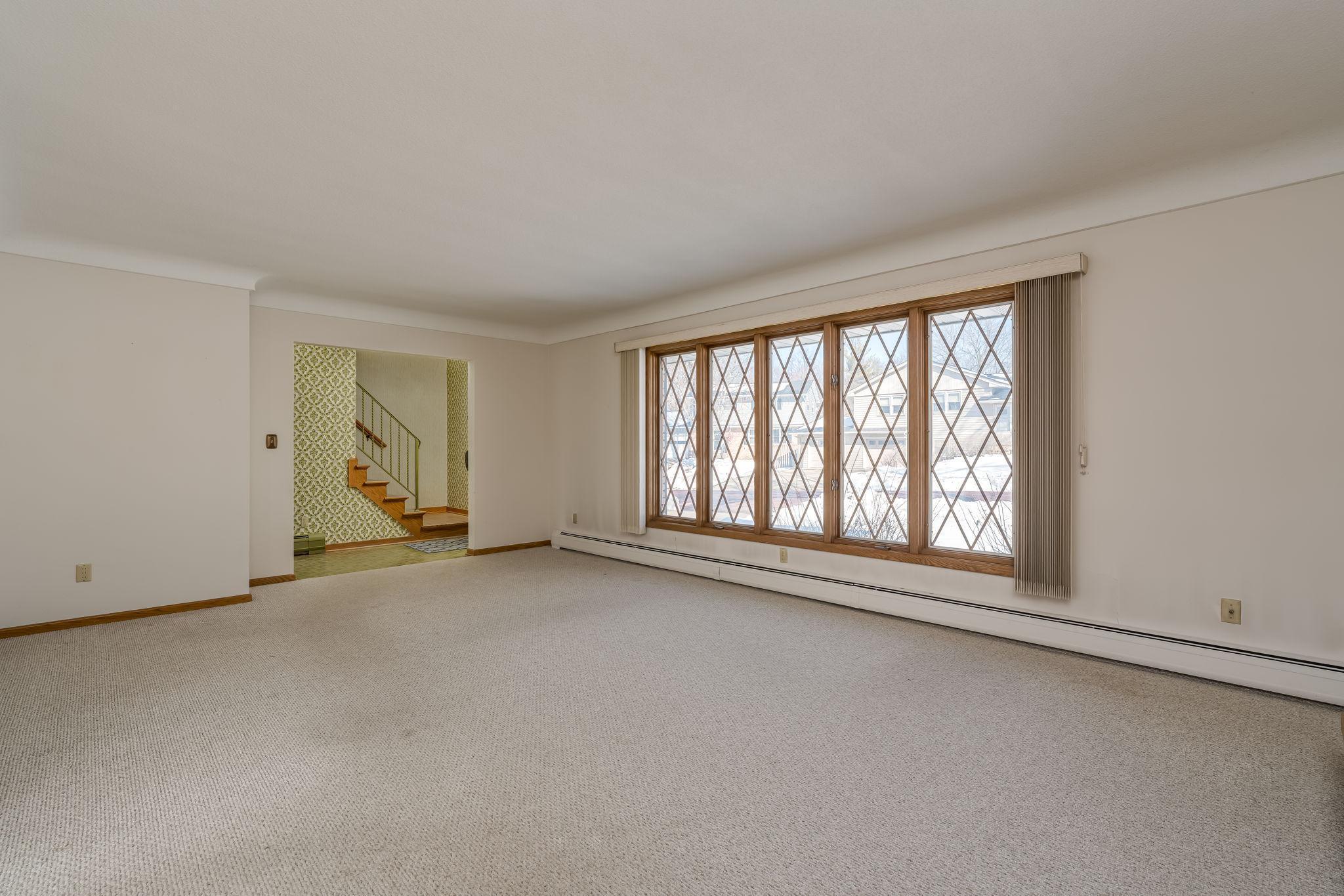 Homes for sale in Mankato, MN | 219 Terrace Dr, Mankato, MN 56001 | MLS# 7040272