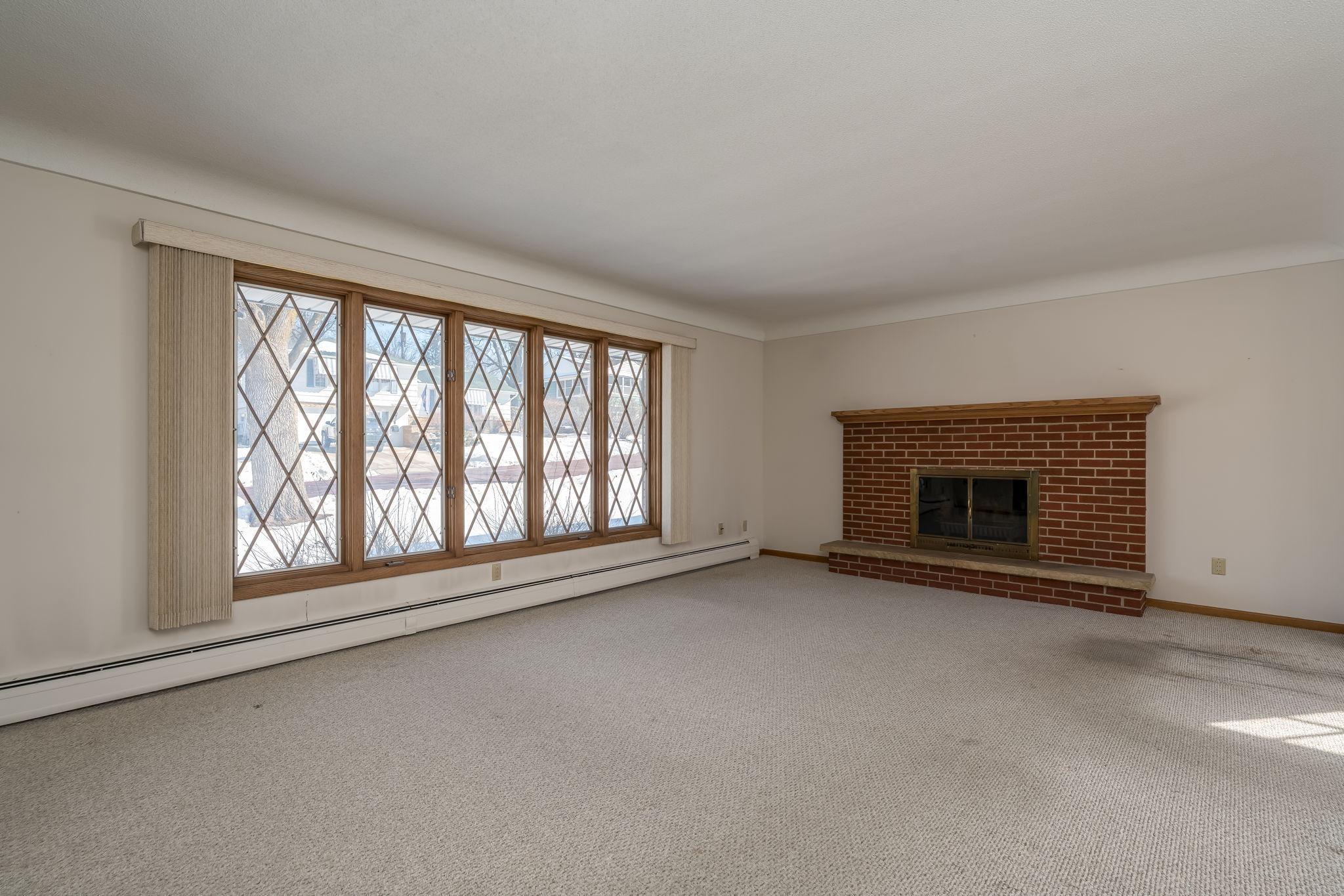 Homes for sale in Mankato, MN | 219 Terrace Dr, Mankato, MN 56001 | MLS# 7040272