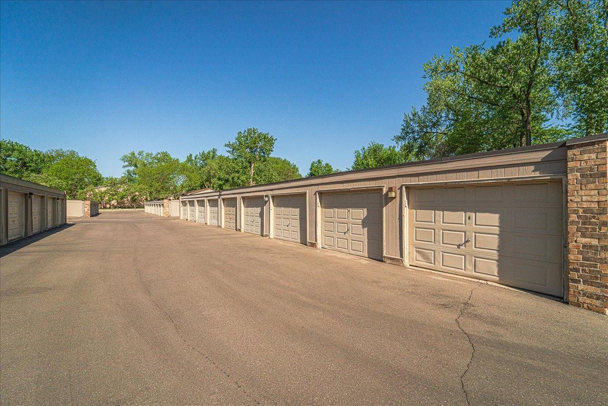 2nd image of 4524 Cedar Lake Rd S, Minneapolis, MN 55416
