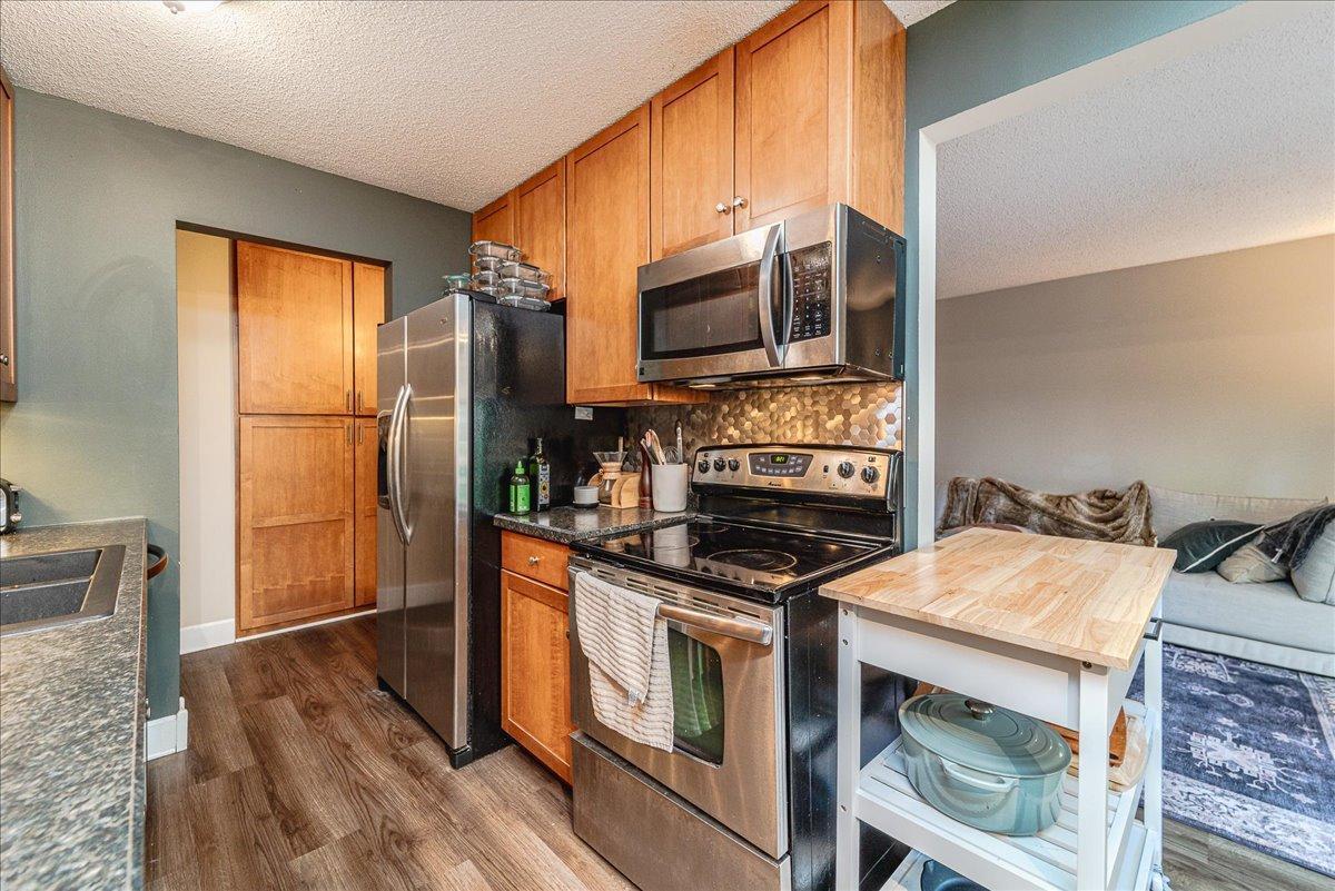 5th image of 4524 Cedar Lake Rd S #3, Minneapolis, MN 55416 | MLS# 7040791