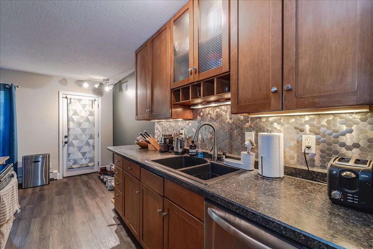 4th image of 4524 Cedar Lake Rd S #3, Minneapolis, MN 55416 | MLS# 7040791