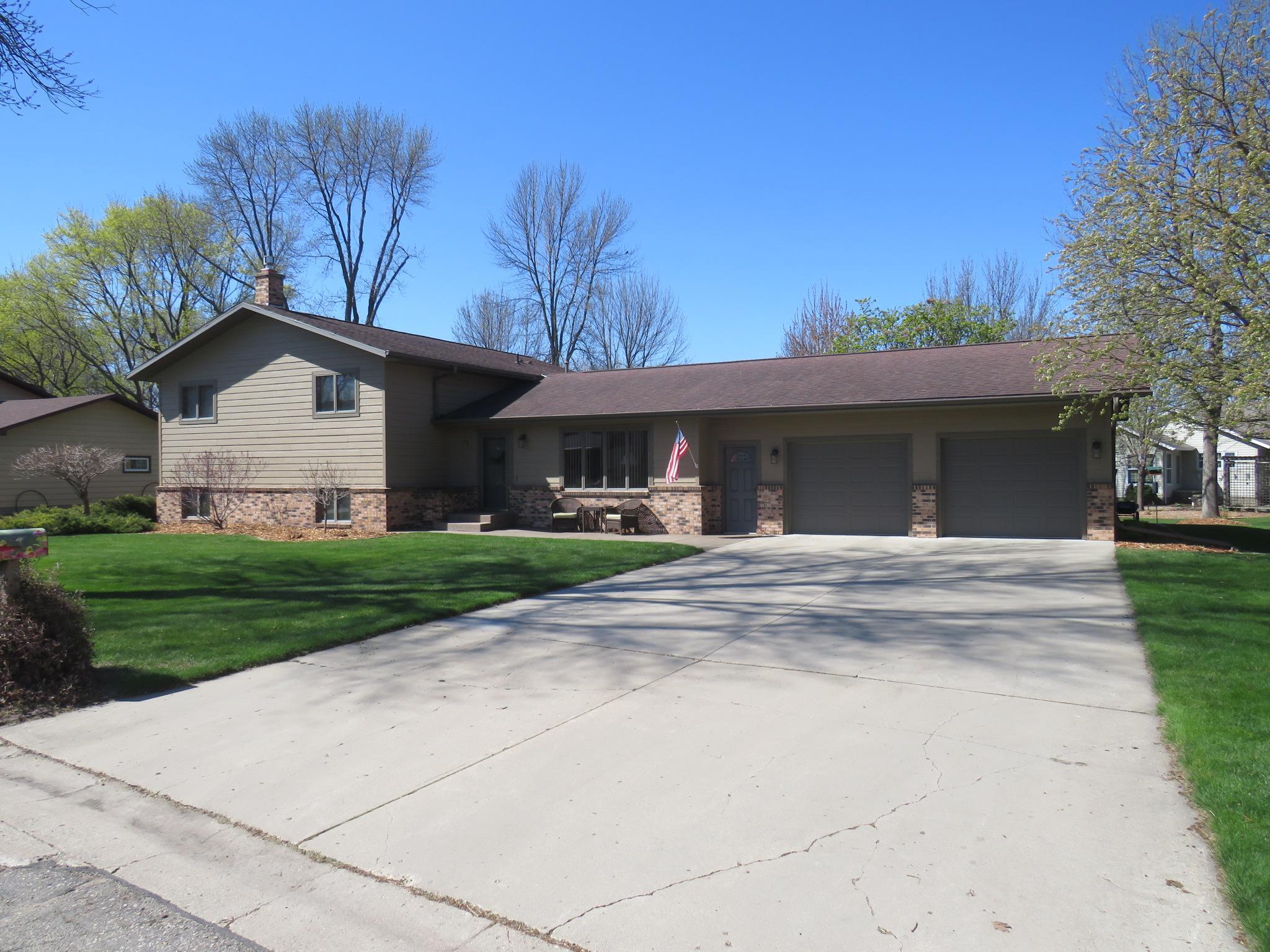 Homes for sale in Benson, MN | 902 10th St S, Benson, MN 56215 | MLS# 7040946