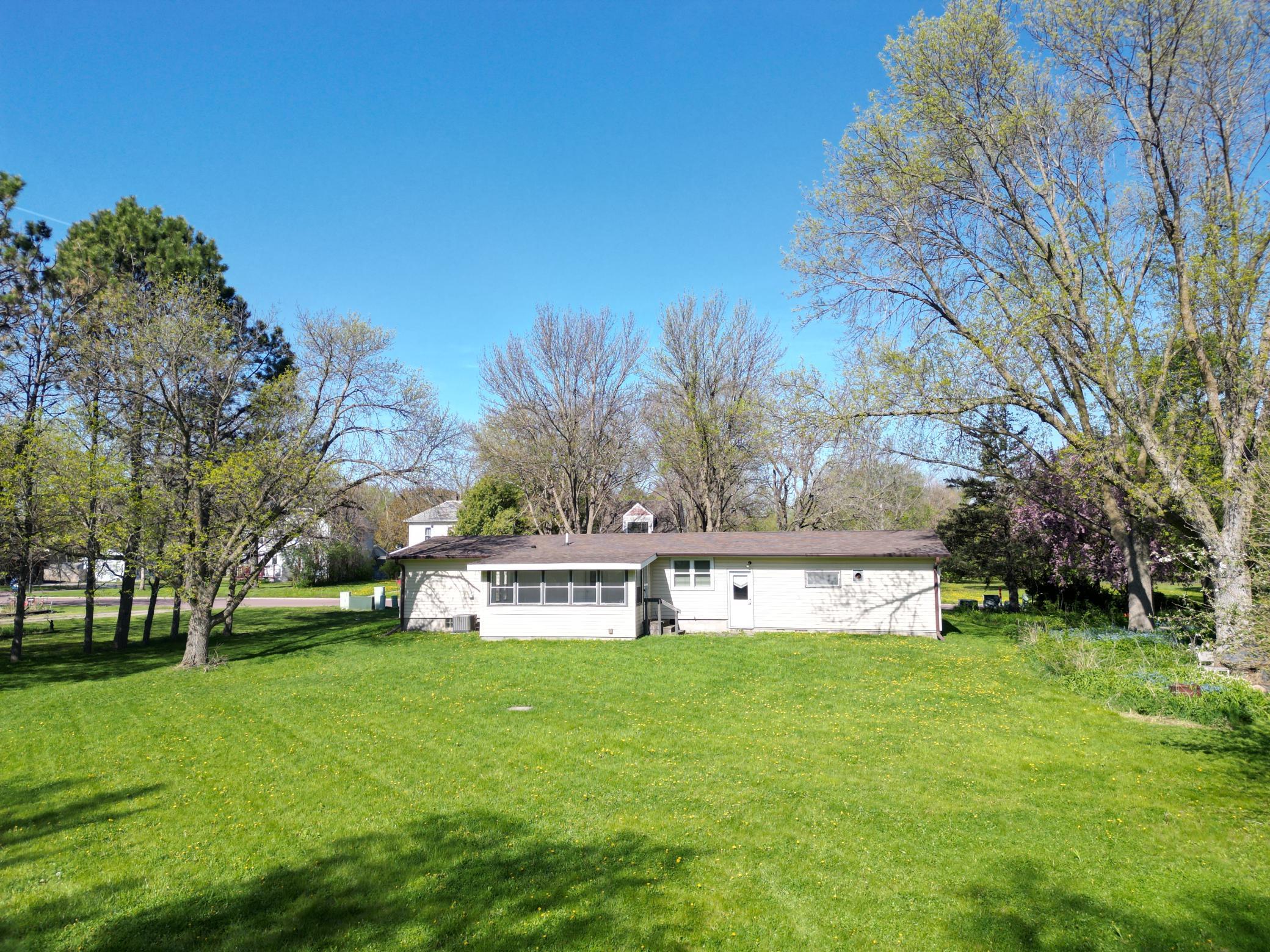 Homes for sale in Redwood Falls, MN | 1111 S Halvorson St, Redwood Falls, MN 56283 | MLS# 7040994