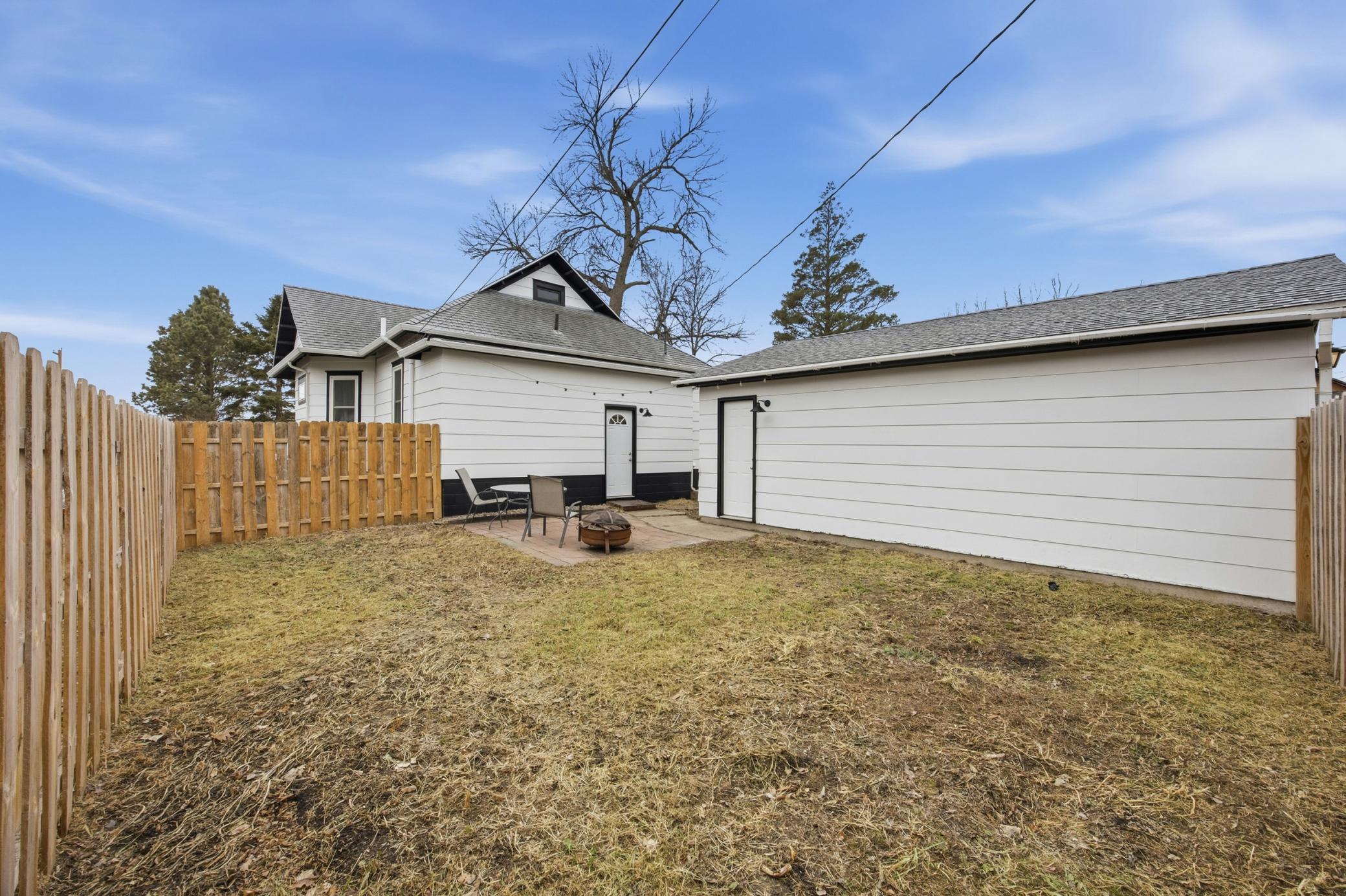 Homes for sale in Dilworth, MN | 208 1 Ave Se, Dilworth, MN 56529 | MLS# 7041173