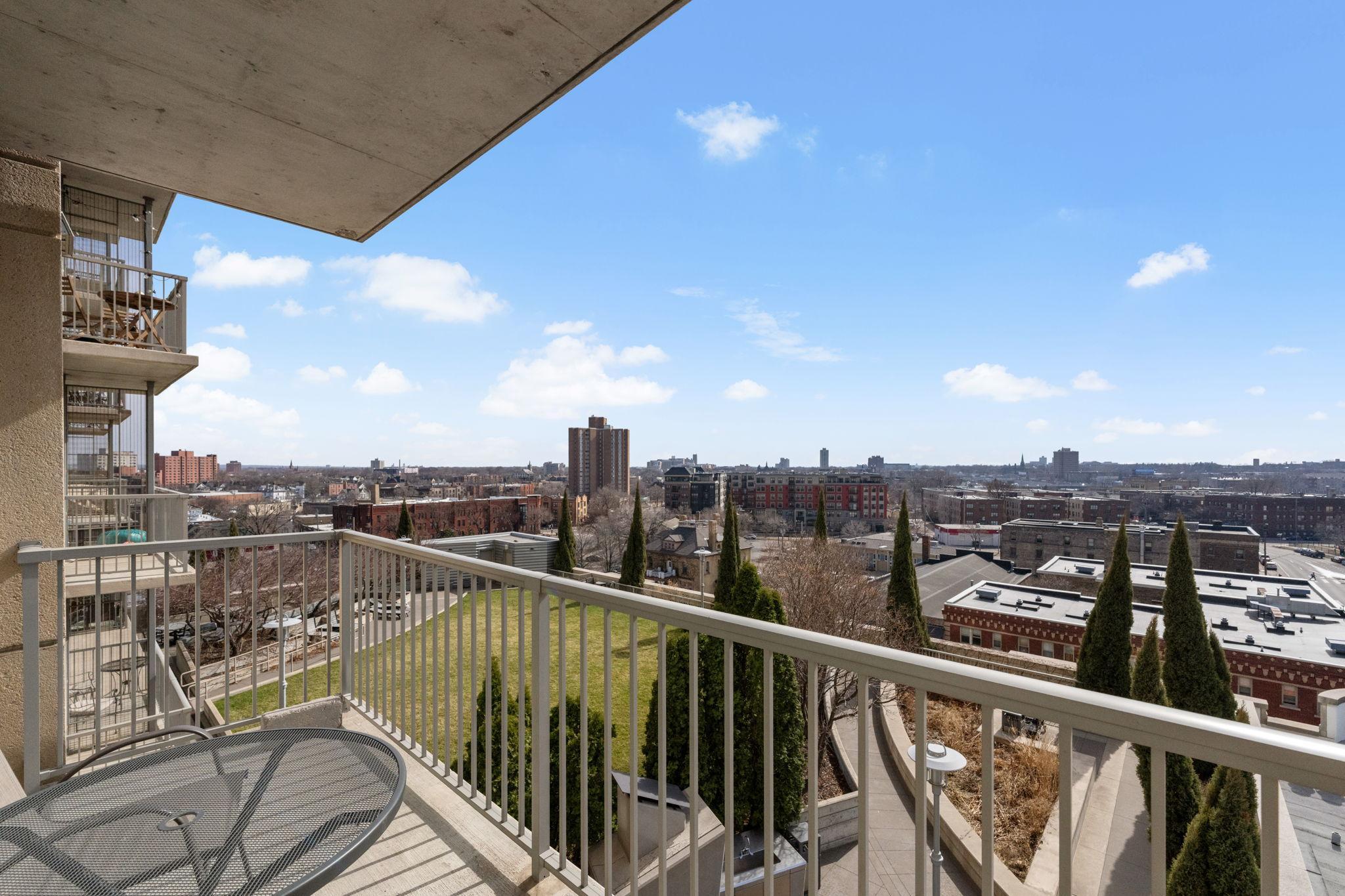 Homes for sale in Minneapolis, MN | 929 Portland Ave #811, Minneapolis, MN 55404 | MLS# 7041380