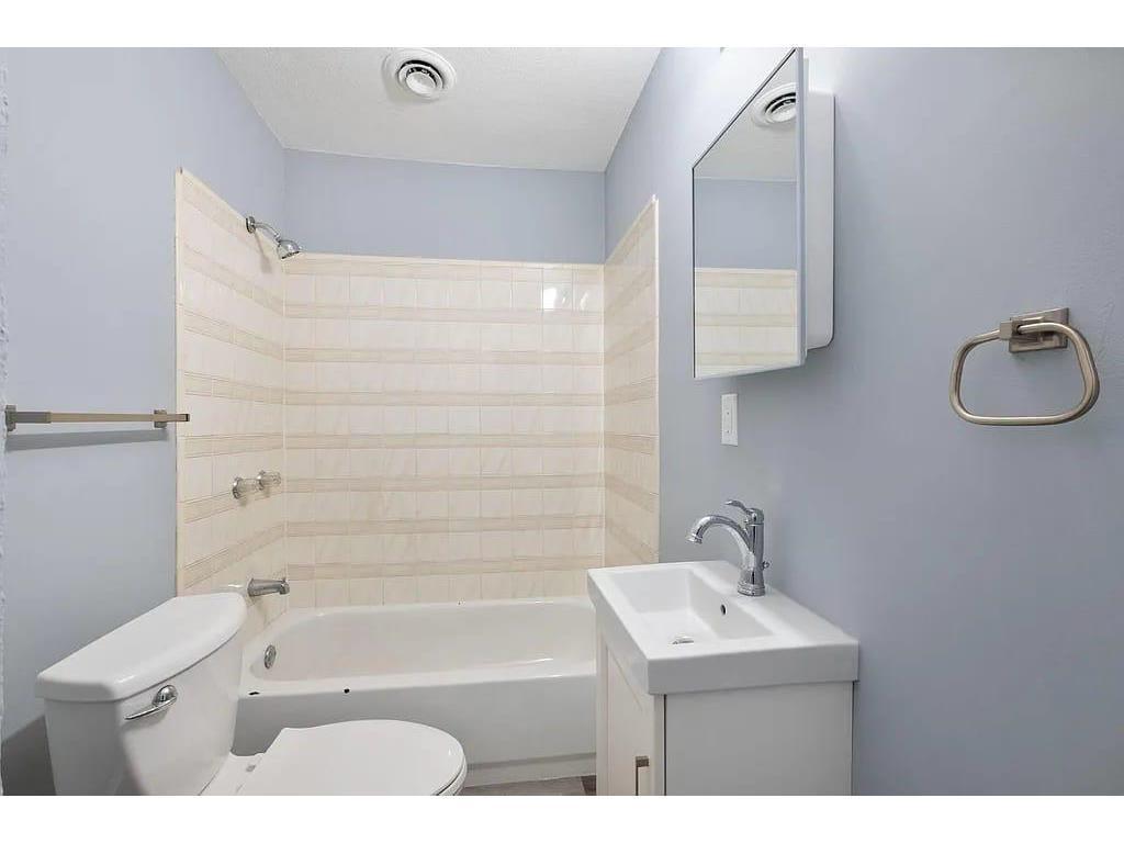 5th image of 2723 Dupont Ave N, Minneapolis, MN 55411 | MLS# 7041608