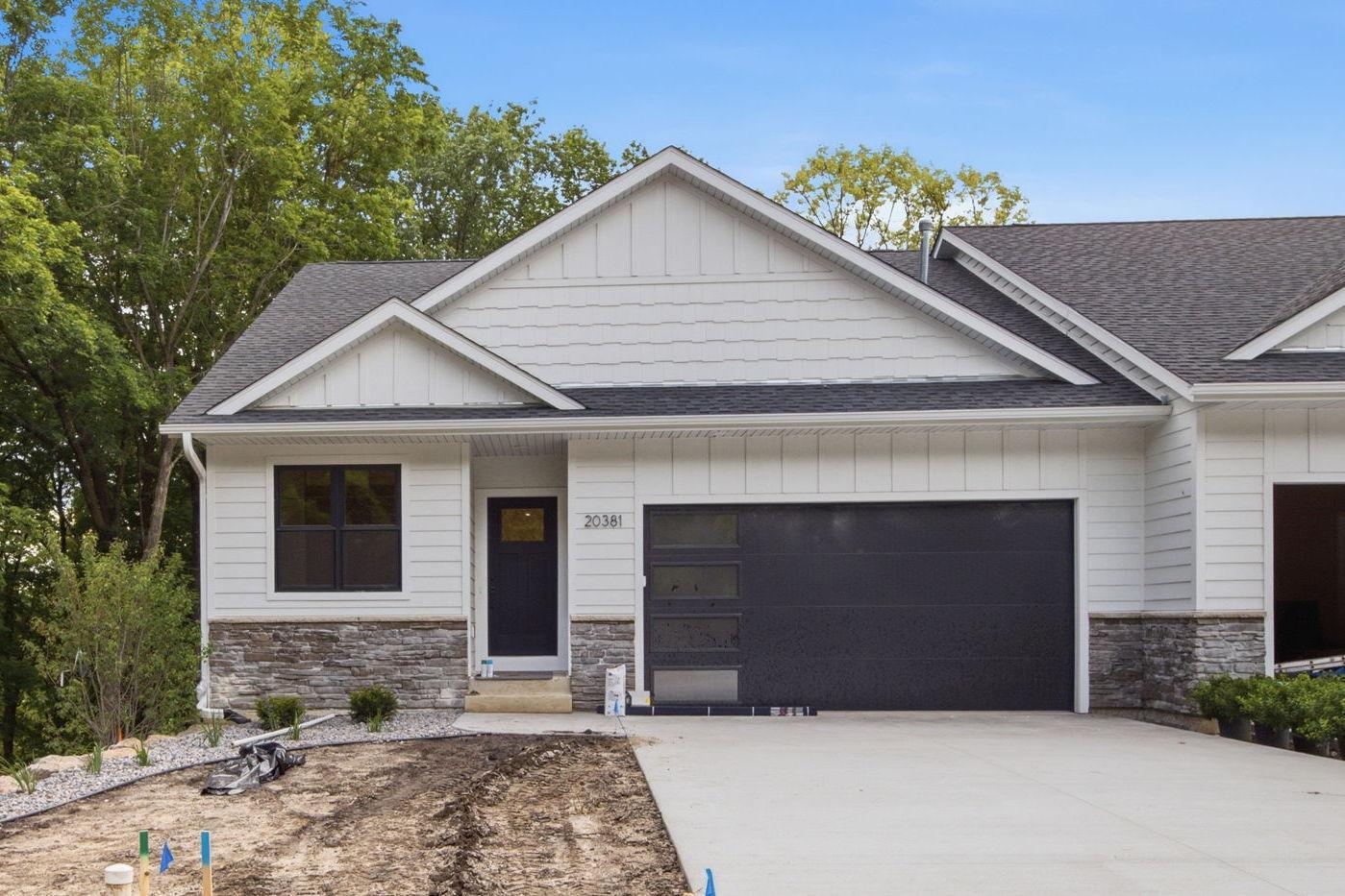 1st image of 20383 Excelsior Blvd, Excelsior, MN 55331 | MLS# 7041732