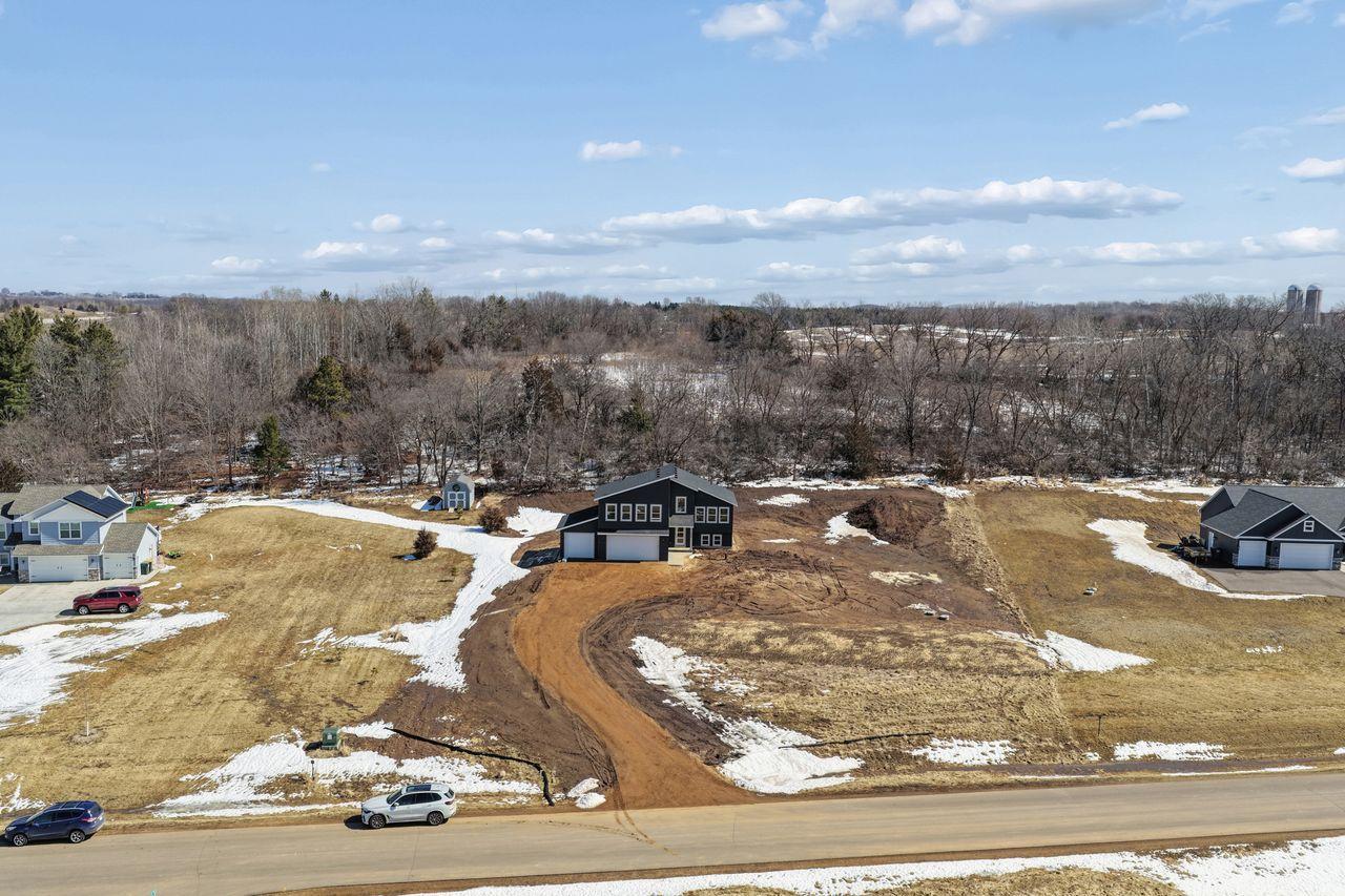 3rd image of 739 Magoo Rd, Hudson, WI 54016 | MLS# 7042534
