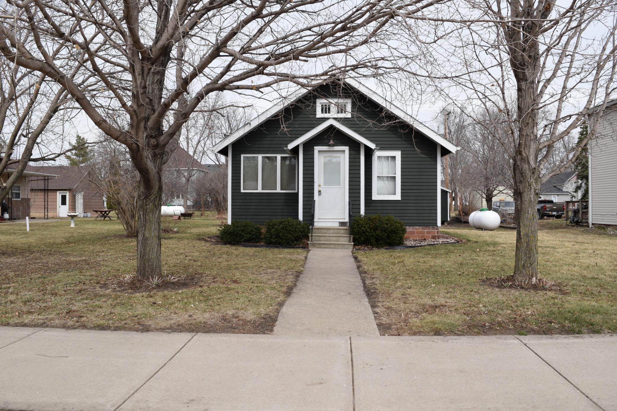 Homes for sale in Comfrey, MN | 213 Brown St W, Comfrey, MN 56019 | MLS# 7042550