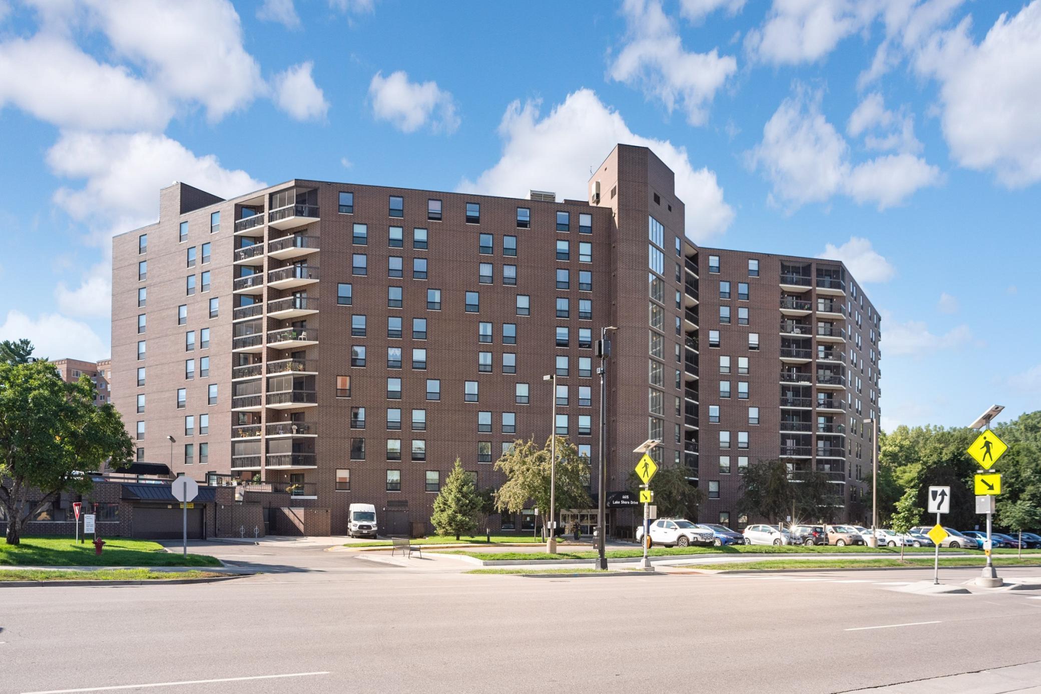 Homes for sale in Richfield, MN | 6615 Lake Shore Dr S #705, Richfield, MN 55423 | MLS# 7042753