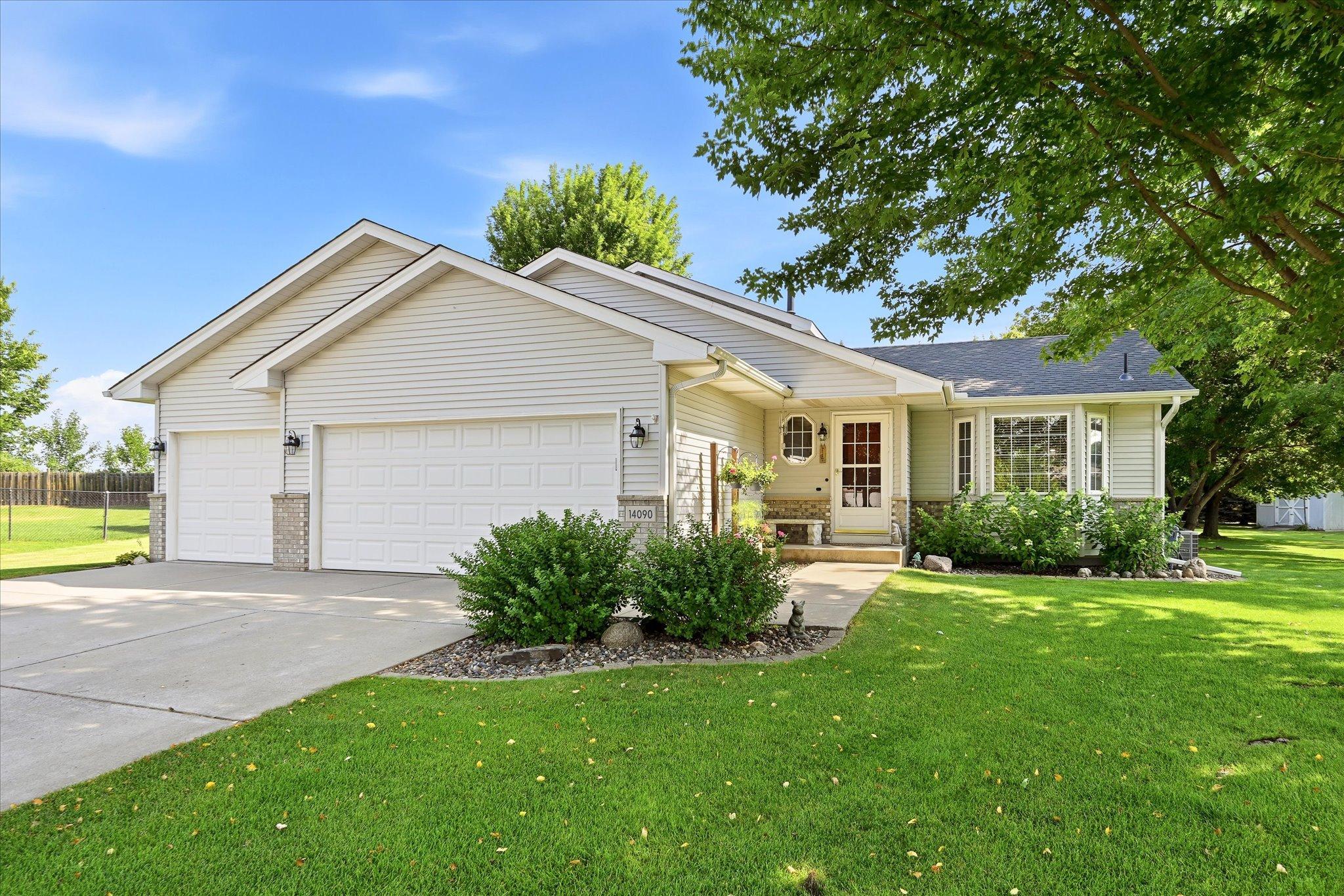 1st image of 14090 Goldeneye Ct, Rogers, MN 55374 | MLS# 7043609