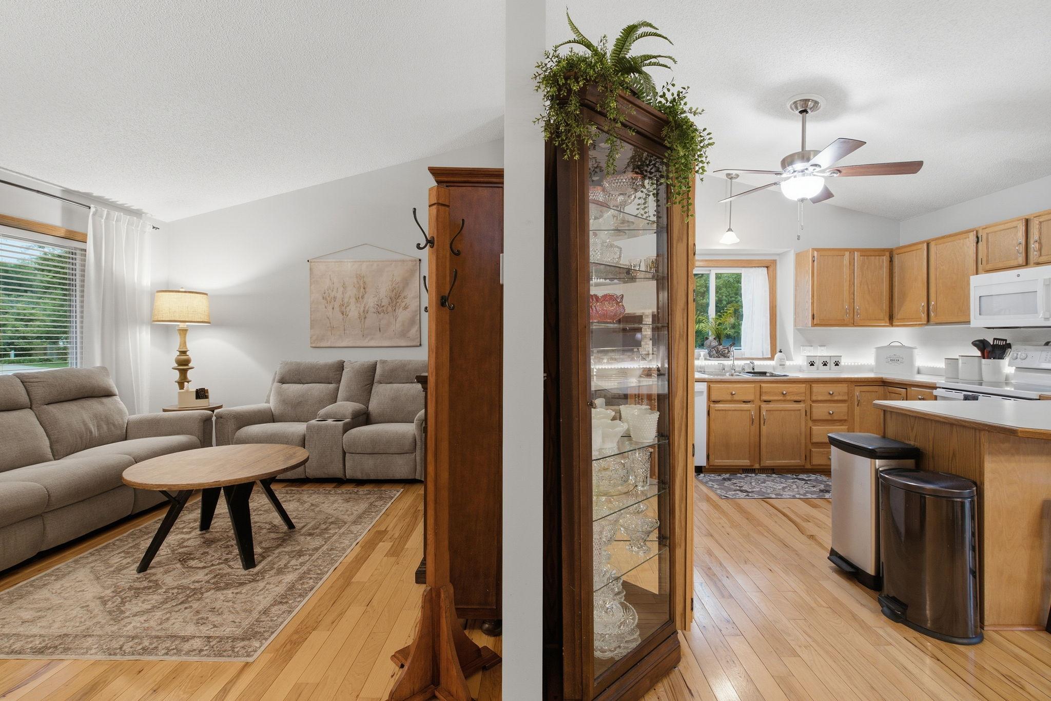 3rd image of 6204 176Th St W, Farmington, MN 55024 | MLS# 7044086