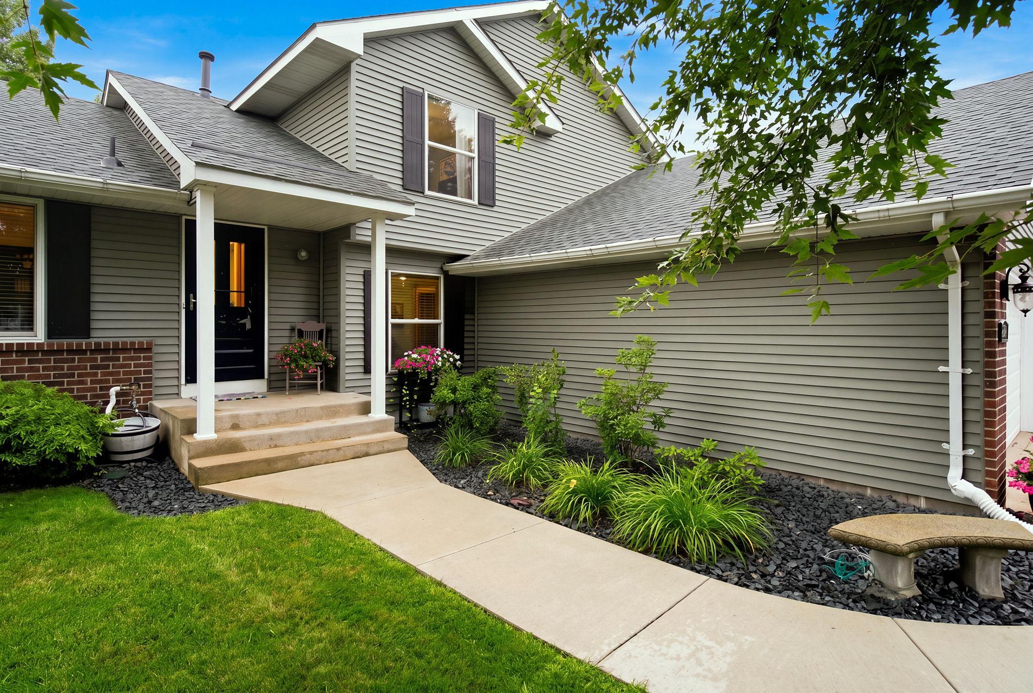 1st image of 6204 176th St W, Farmington, MN 55024 | MLS# 7044086