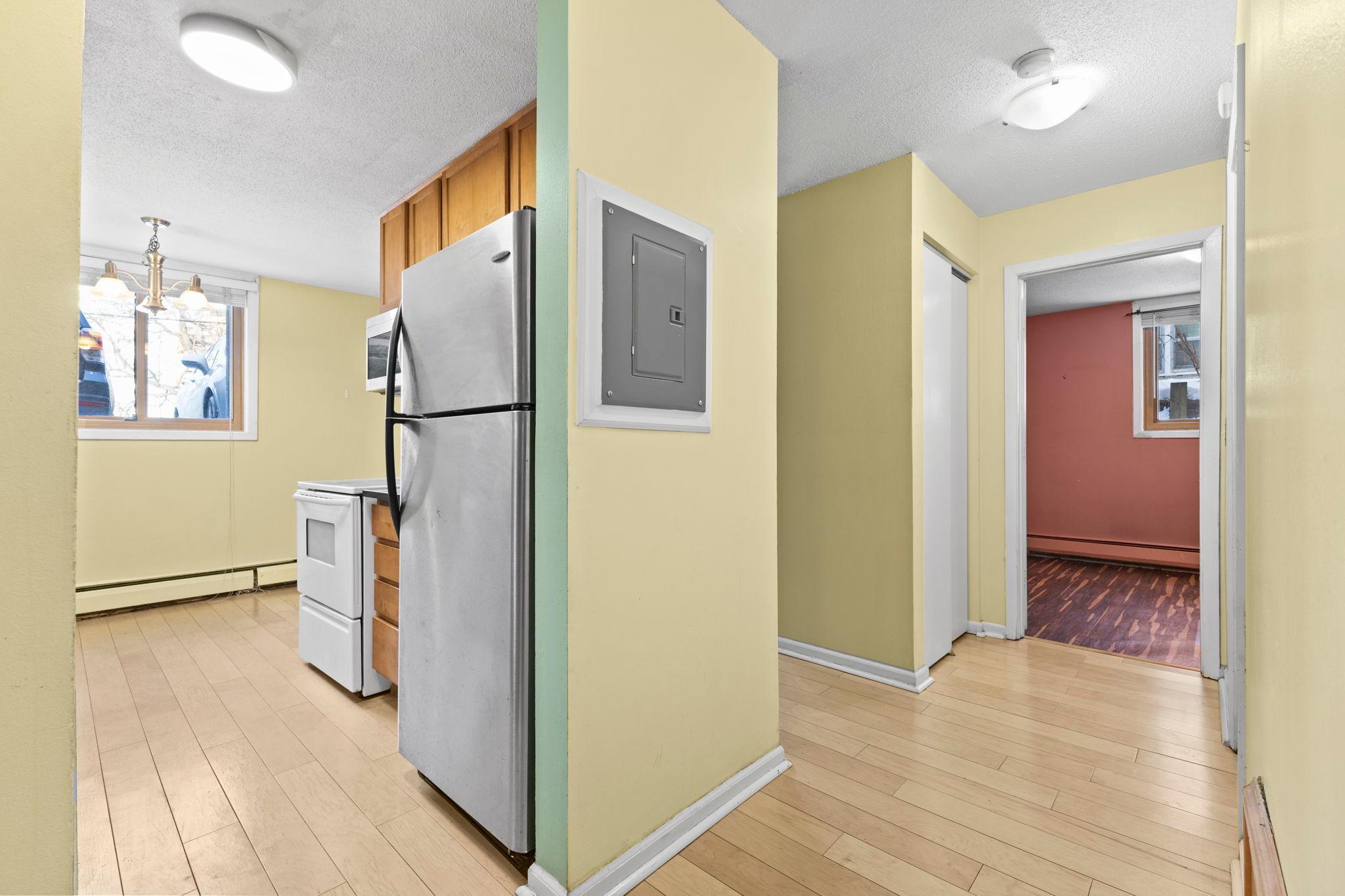 4th image of 520 Ridgewood Ave #4, Minneapolis, MN 55403 | MLS# 7044161