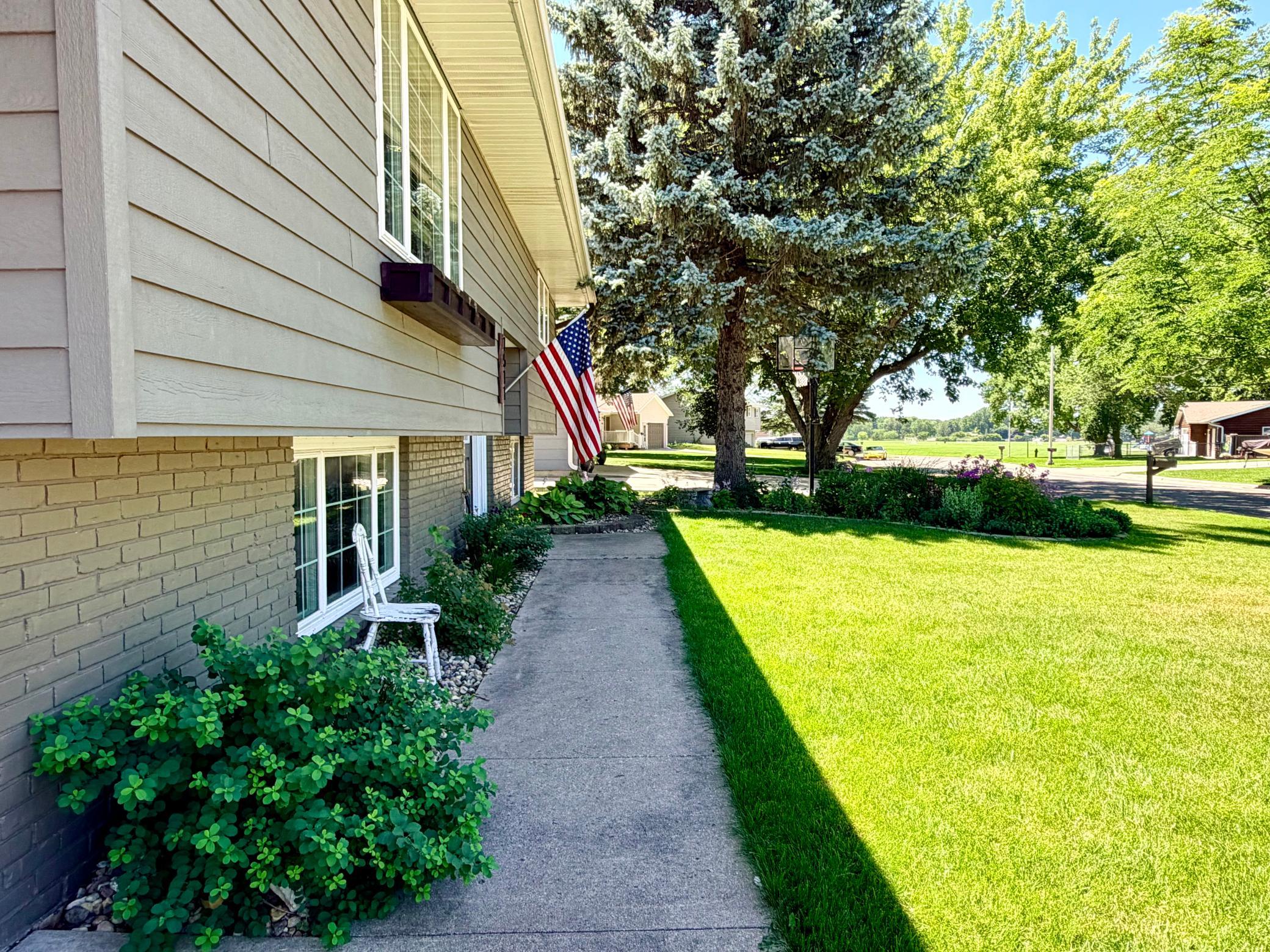 Homes for sale in Worthington, MN | 1511 Eckerson Dr, Worthington, MN 56187 | MLS# 7044203