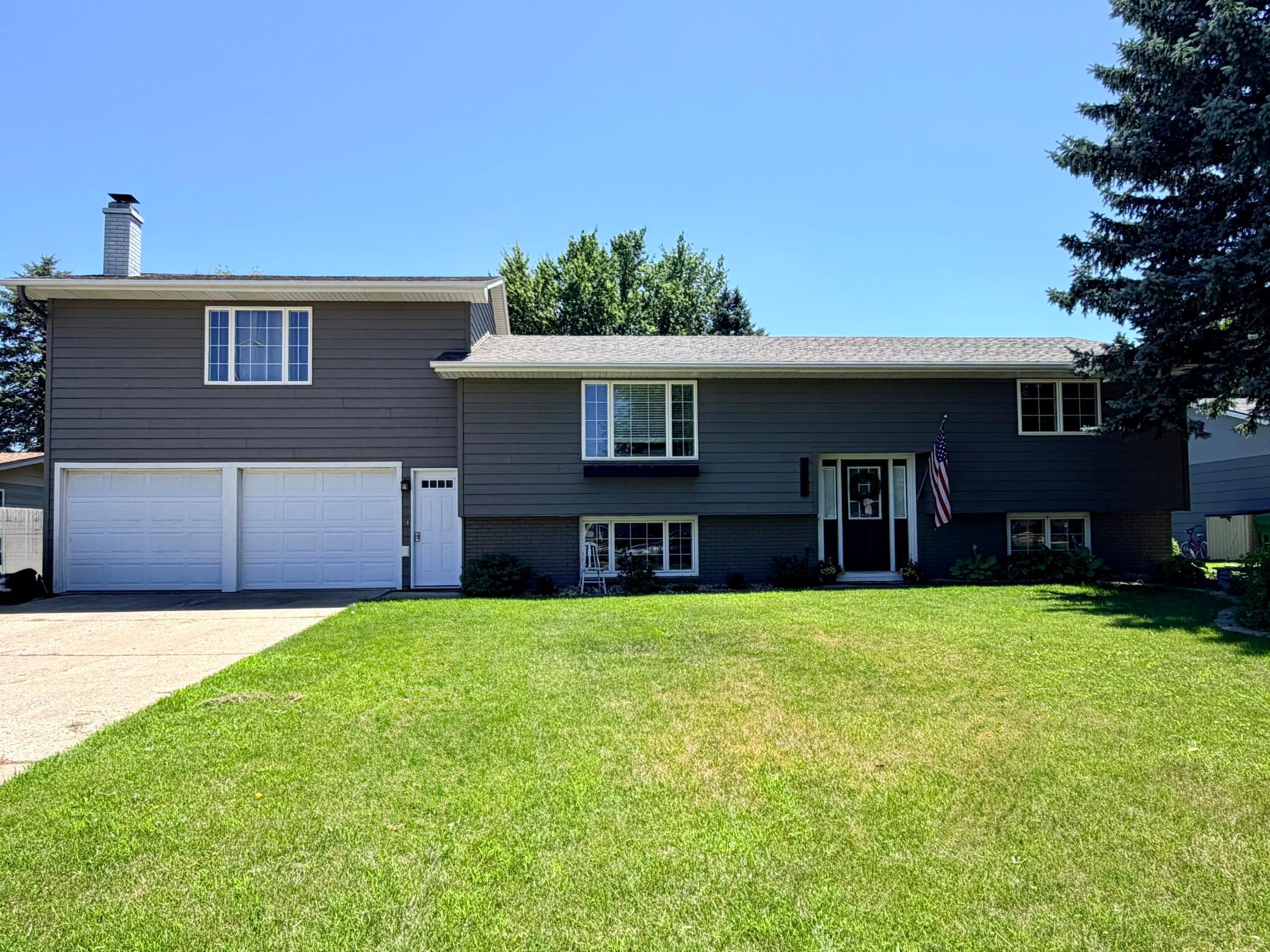 Homes for sale in Worthington, MN | 1511 Eckerson Dr, Worthington, MN 56187 | MLS# 7044203