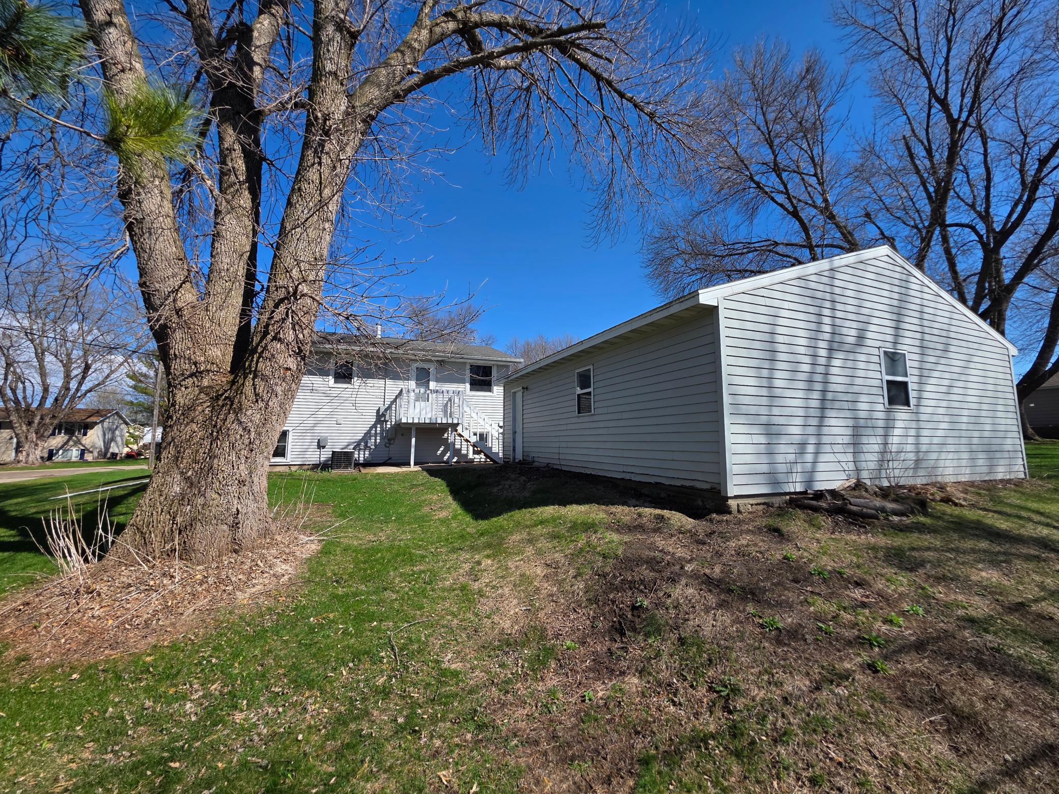 4th image of 1617 Crystal Dr, Albert Lea, MN 56007 | MLS# 7044394