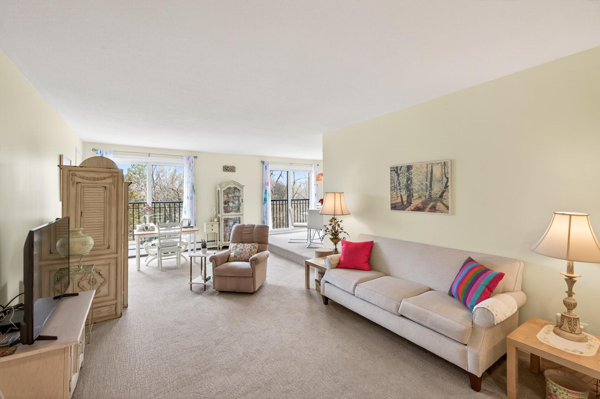 Homes for sale in Minnetonka, MN | 3412 Oak Ridge Rd #317, Minnetonka, MN 55305 | MLS# 7044699