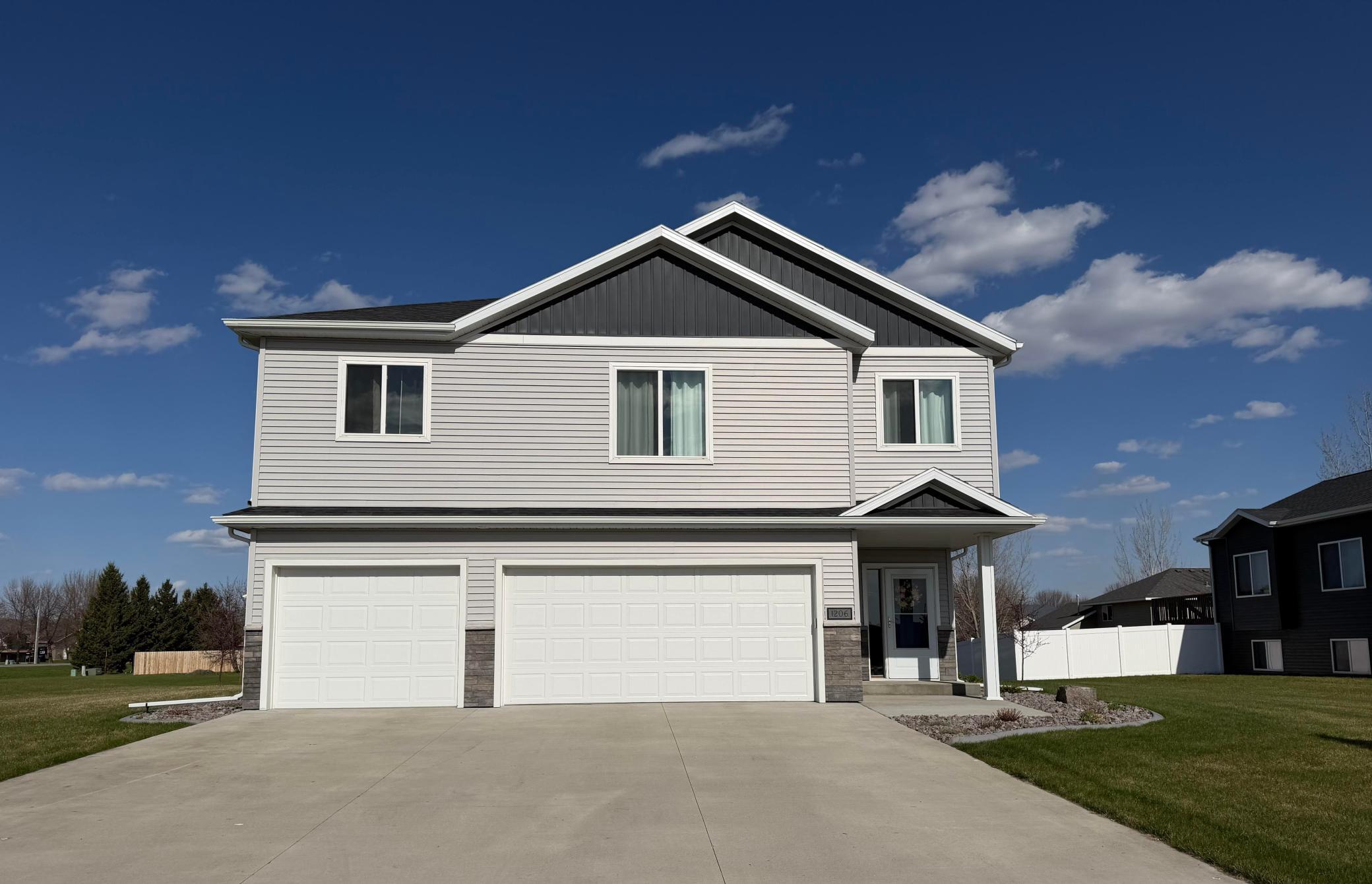 Homes for sale in Glyndon, MN | 1206 Southview Dr Sw, Glyndon, MN 56547 | MLS# 7045251