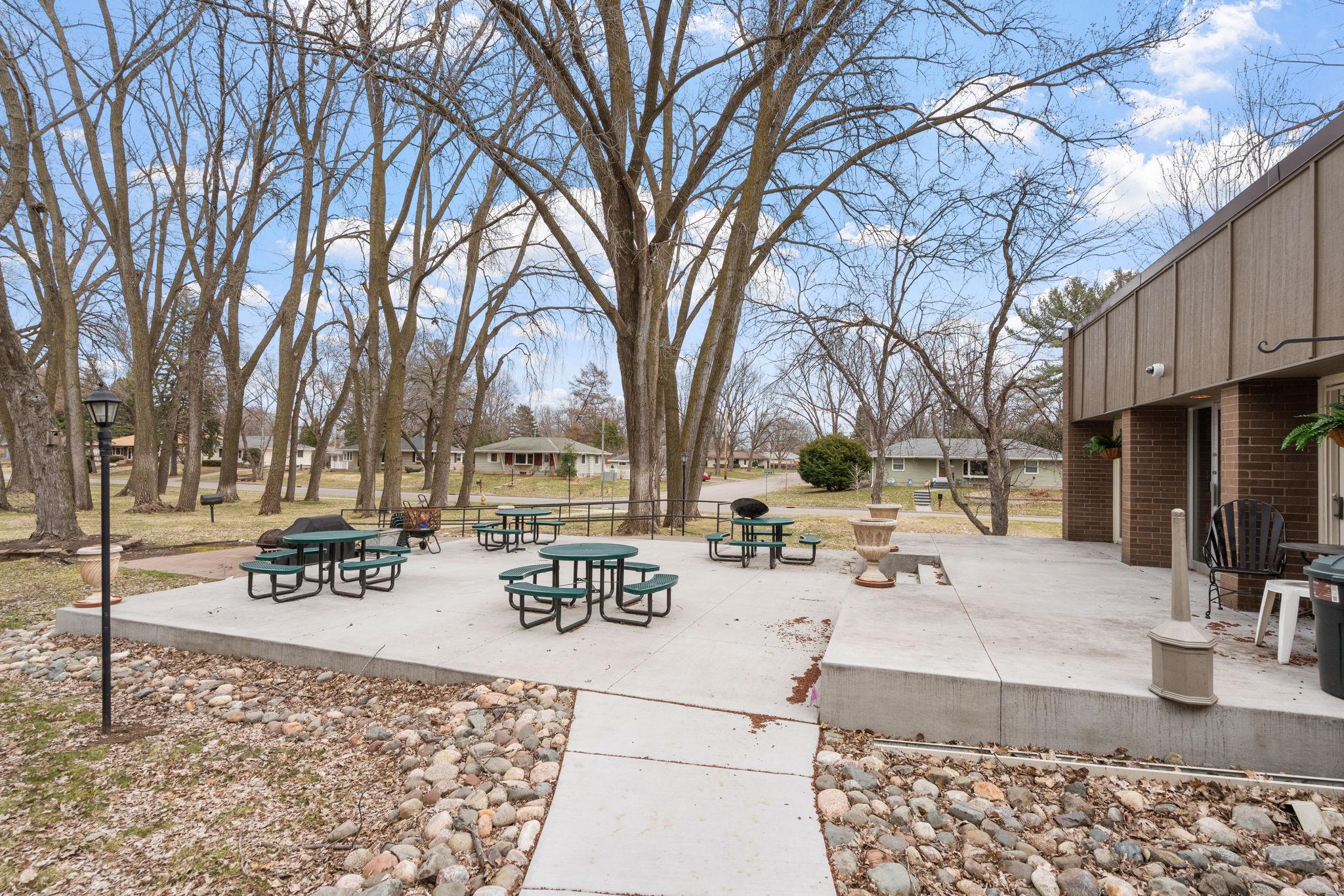 4th image of 2800 Hamline Ave N, Roseville, MN 55113