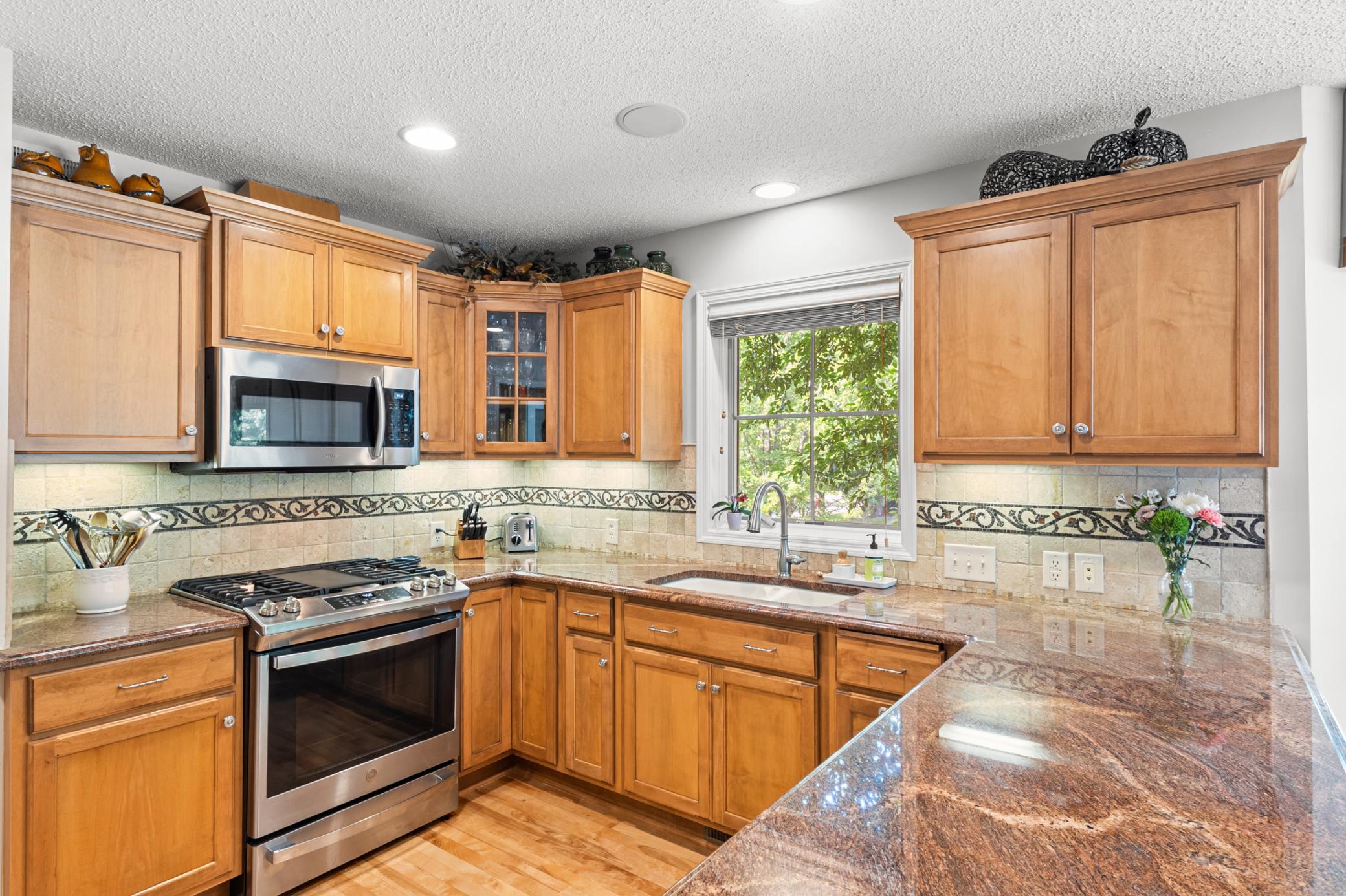 5th image of 7021 Waterstone Ln, Saint Paul, MN 55125 | MLS# 7046196