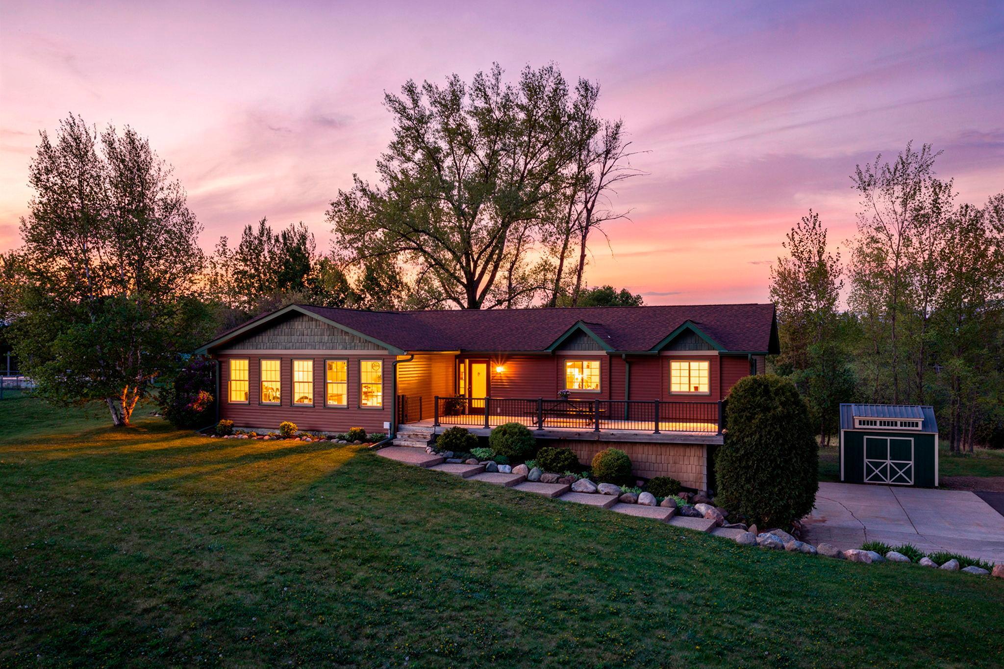 3rd image of 43224 Cedarcrest Trl, Harris, MN 55032 | MLS# 7046438