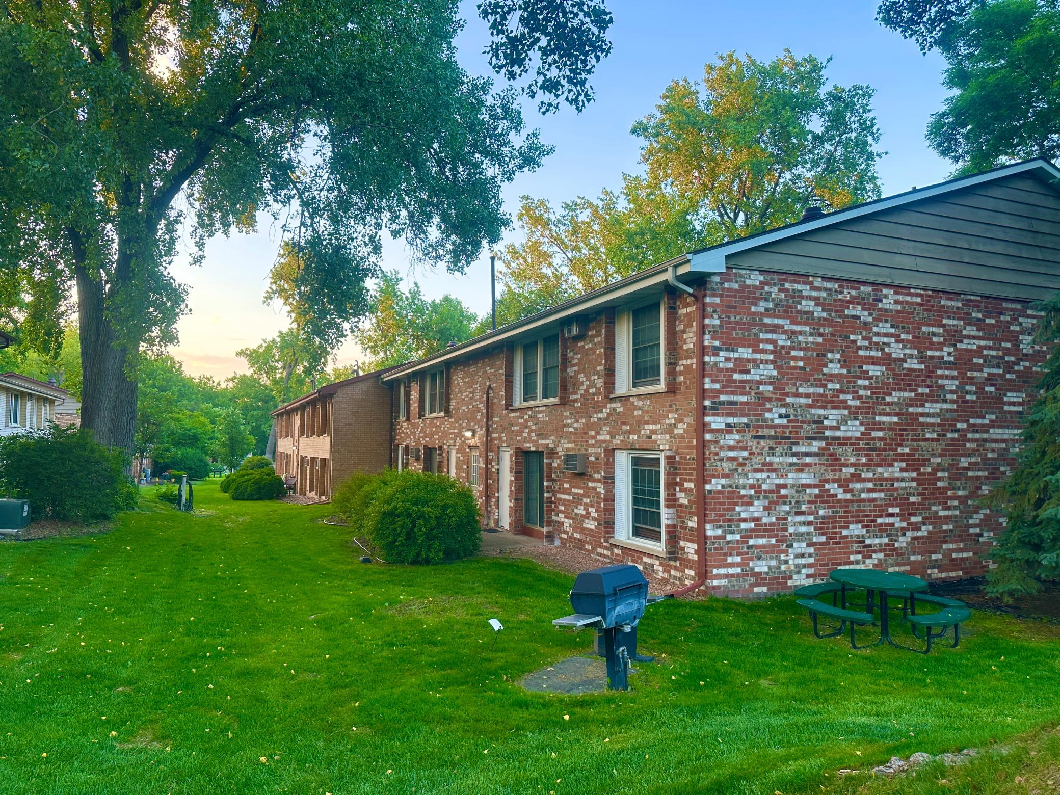 2nd image of 4548 Cedar Lake Rd S #6, Saint Louis Park, MN 55416 | MLS# 7046806