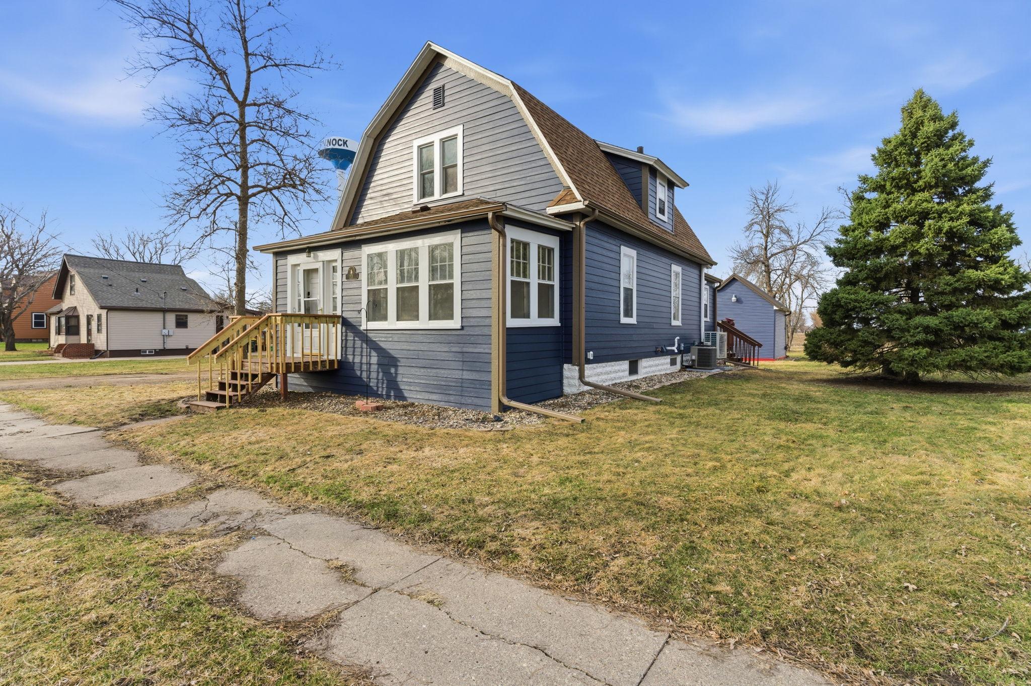 Homes for sale in Pennock, MN | 201 Dakota Ave Ne, Pennock, MN 56279 | MLS# 7047211