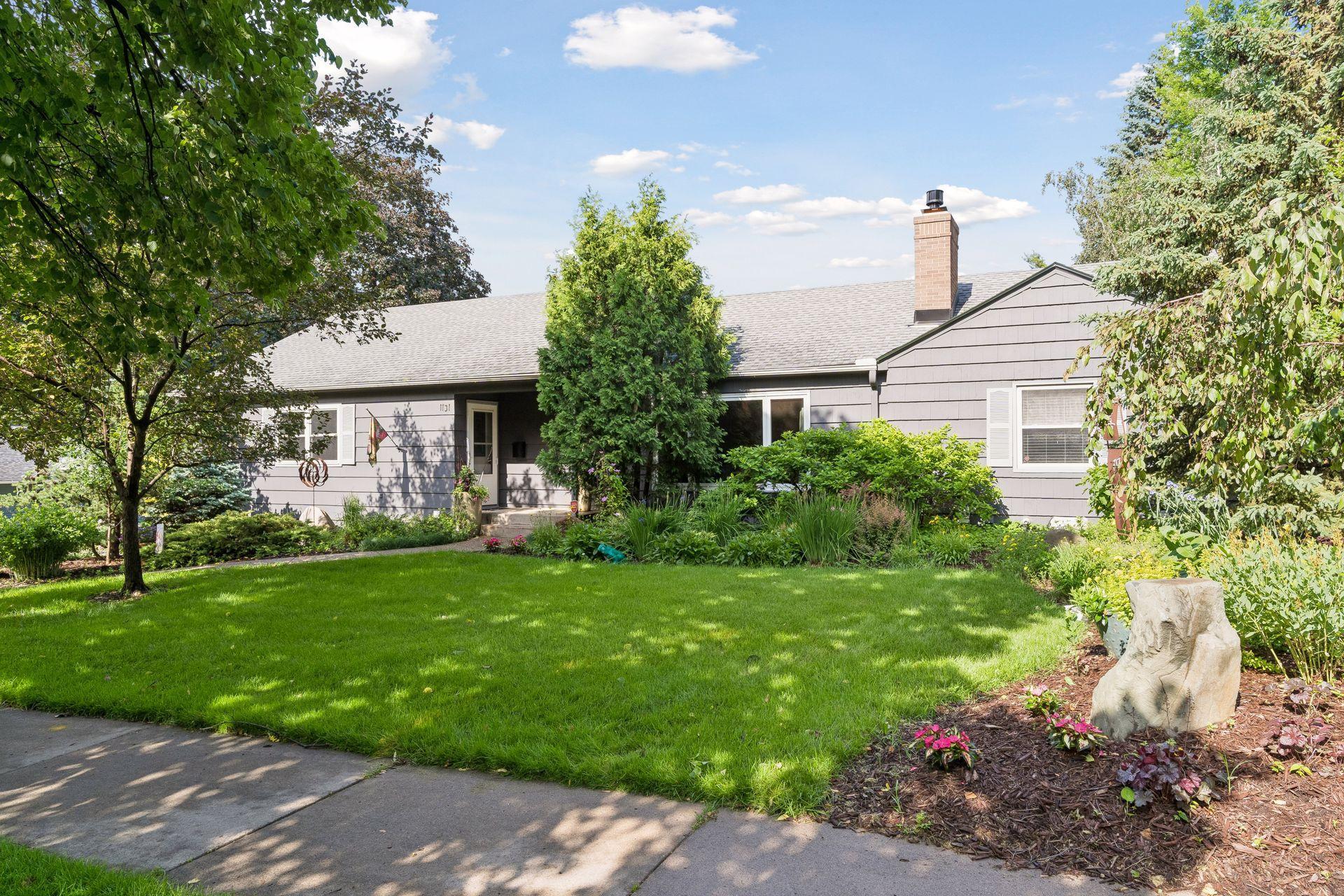 1st image of 1131 Davern St, Saint Paul, MN 55116 | MLS# 7047439