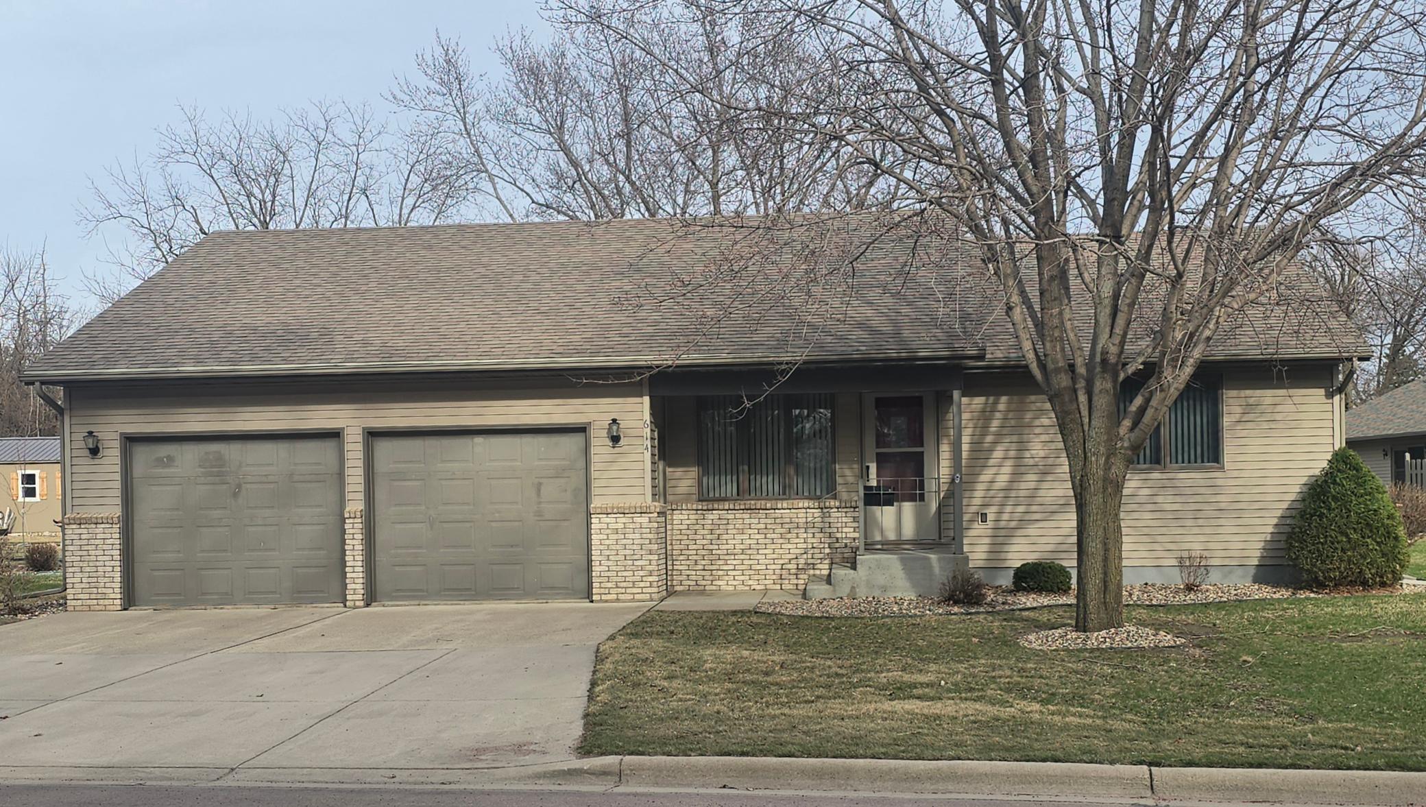 Homes for sale in Mountain Lake, MN | 614 11th St N, Mountain Lake, MN 56159 | MLS# 7047589