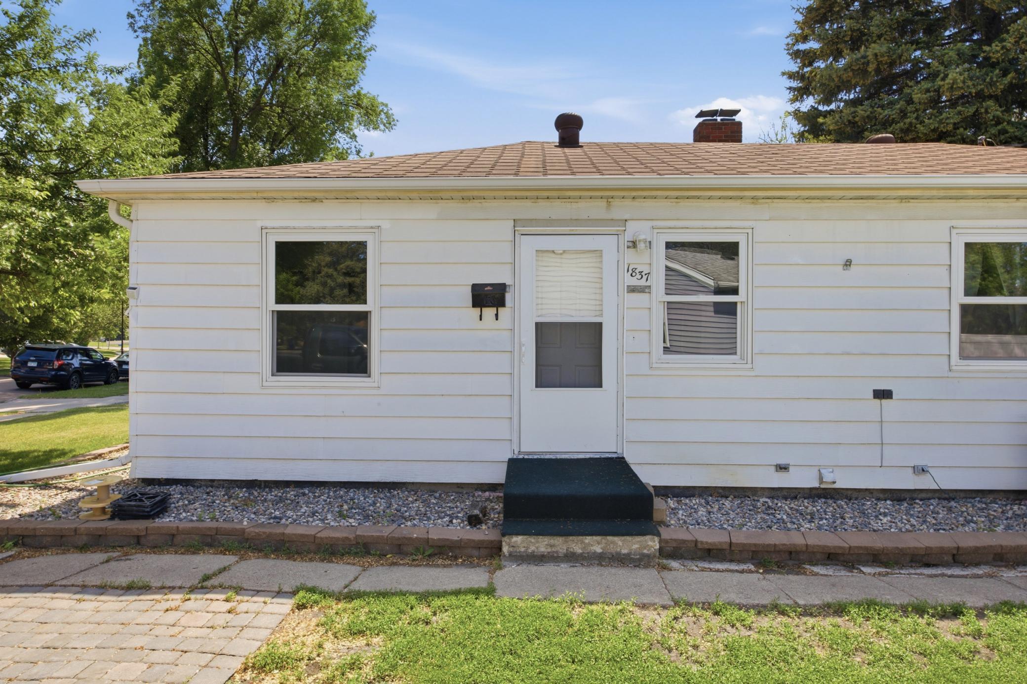 Homes for sale in Fargo, ND | 1837 1839 7th Ave S, Fargo, ND 58103 | MLS# 7048482