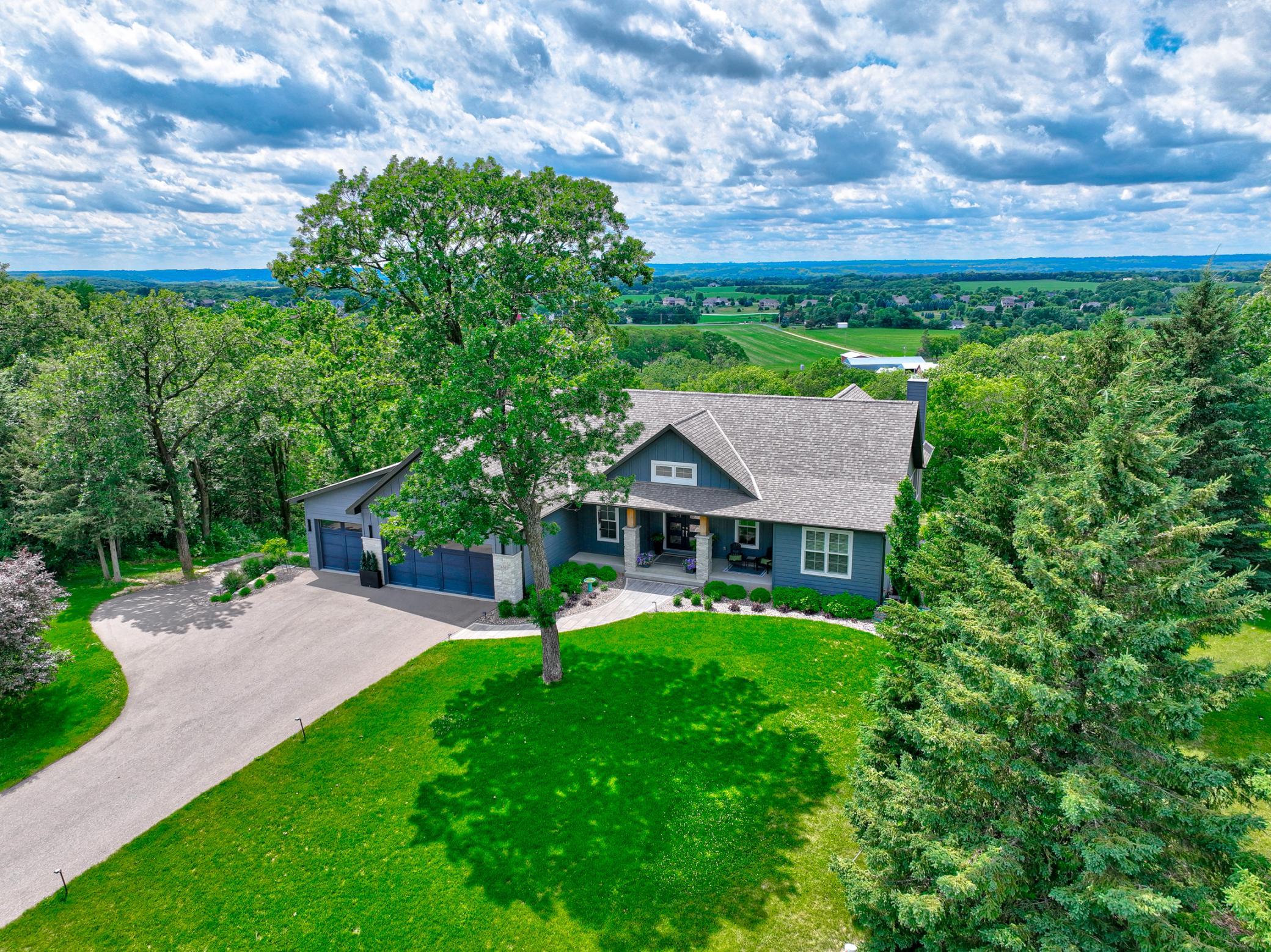 1st image of 416 Eagle Bluff Dr, Hudson, WI 54016 | MLS# 7048978