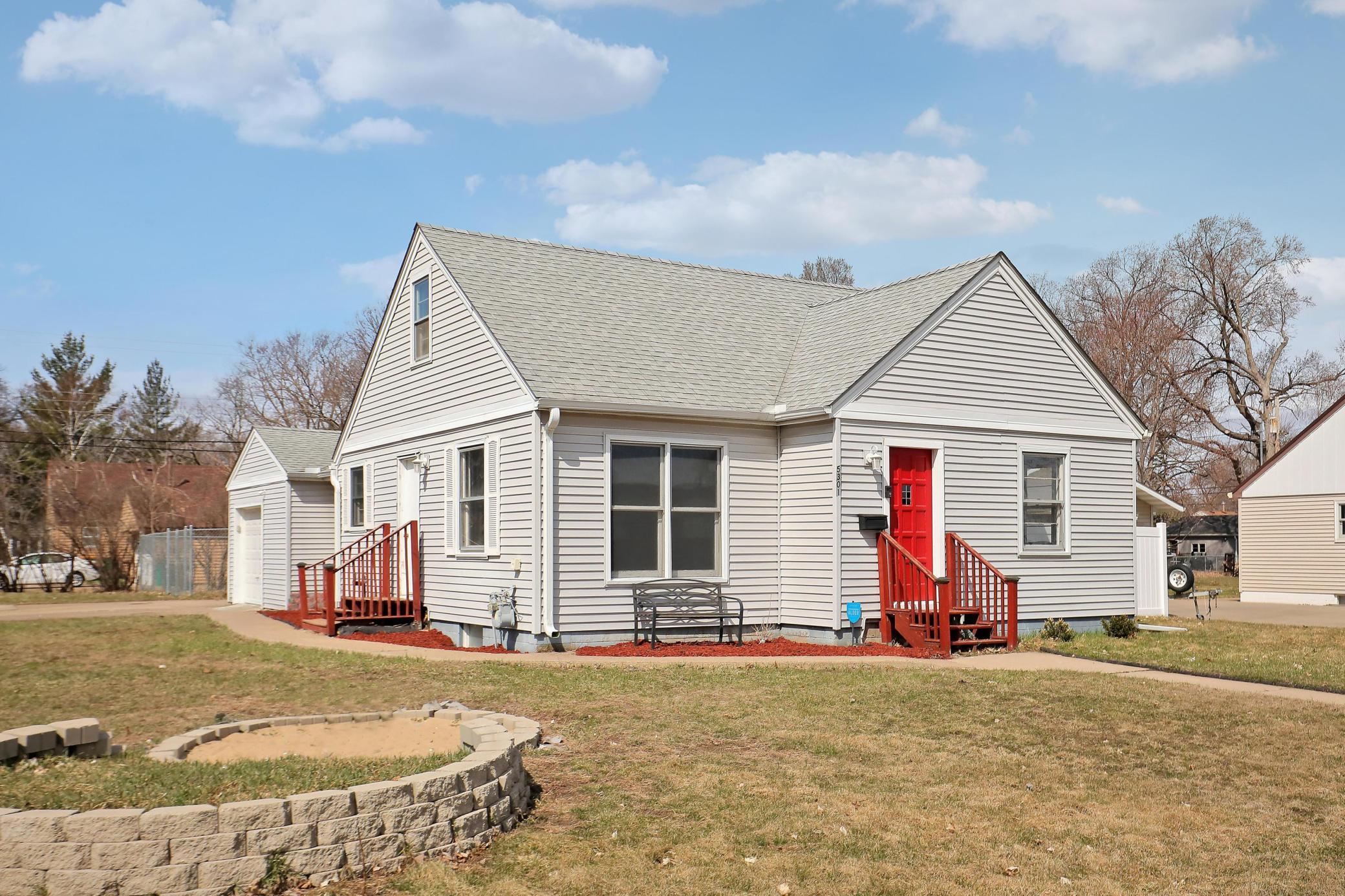 1st image of 5301 Edgewood Ave N, Crystal, MN 55428 | MLS# 7049212