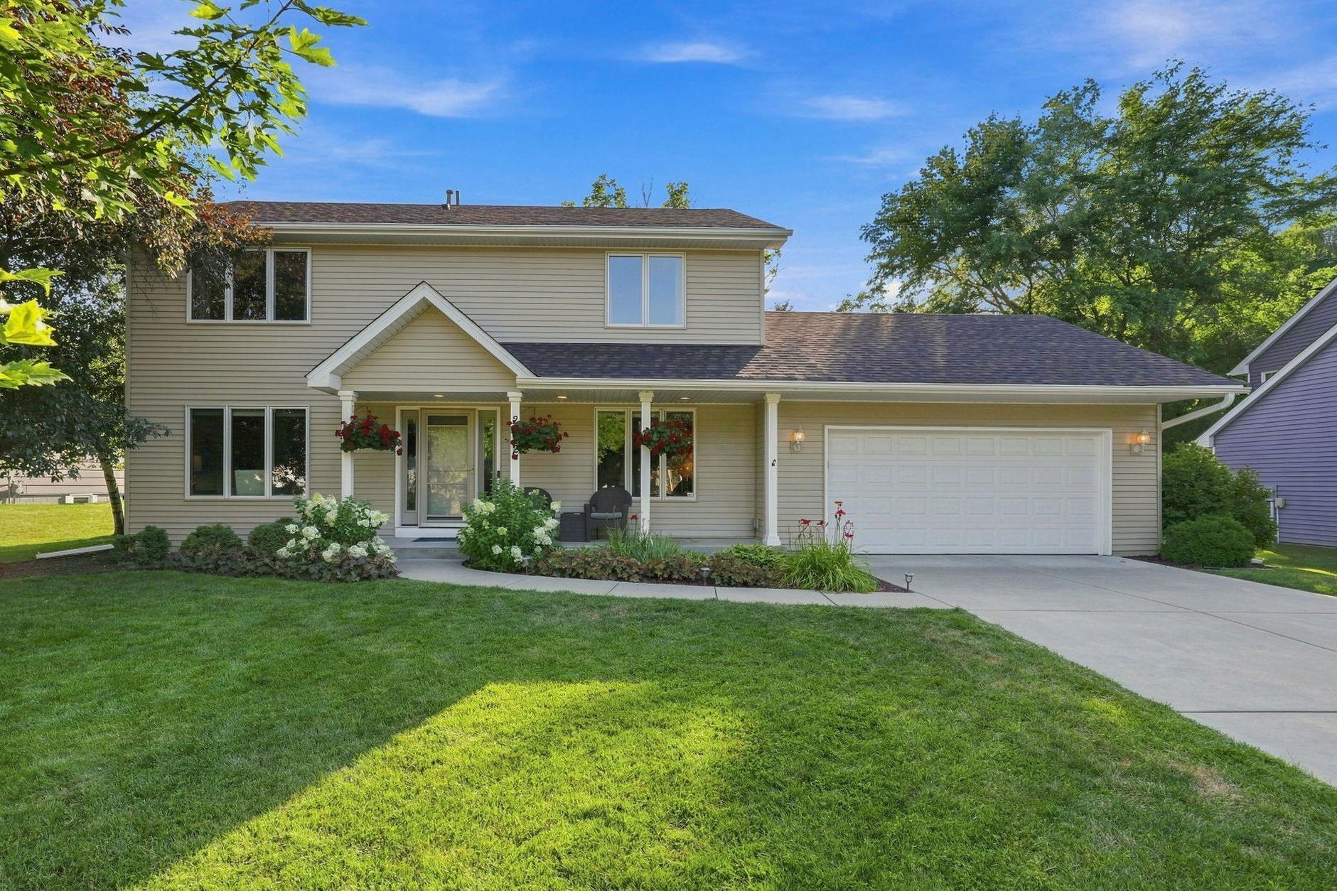 36th image of 2222 Parkview Ln, Saint Paul, MN 55125 | MLS# 7049536