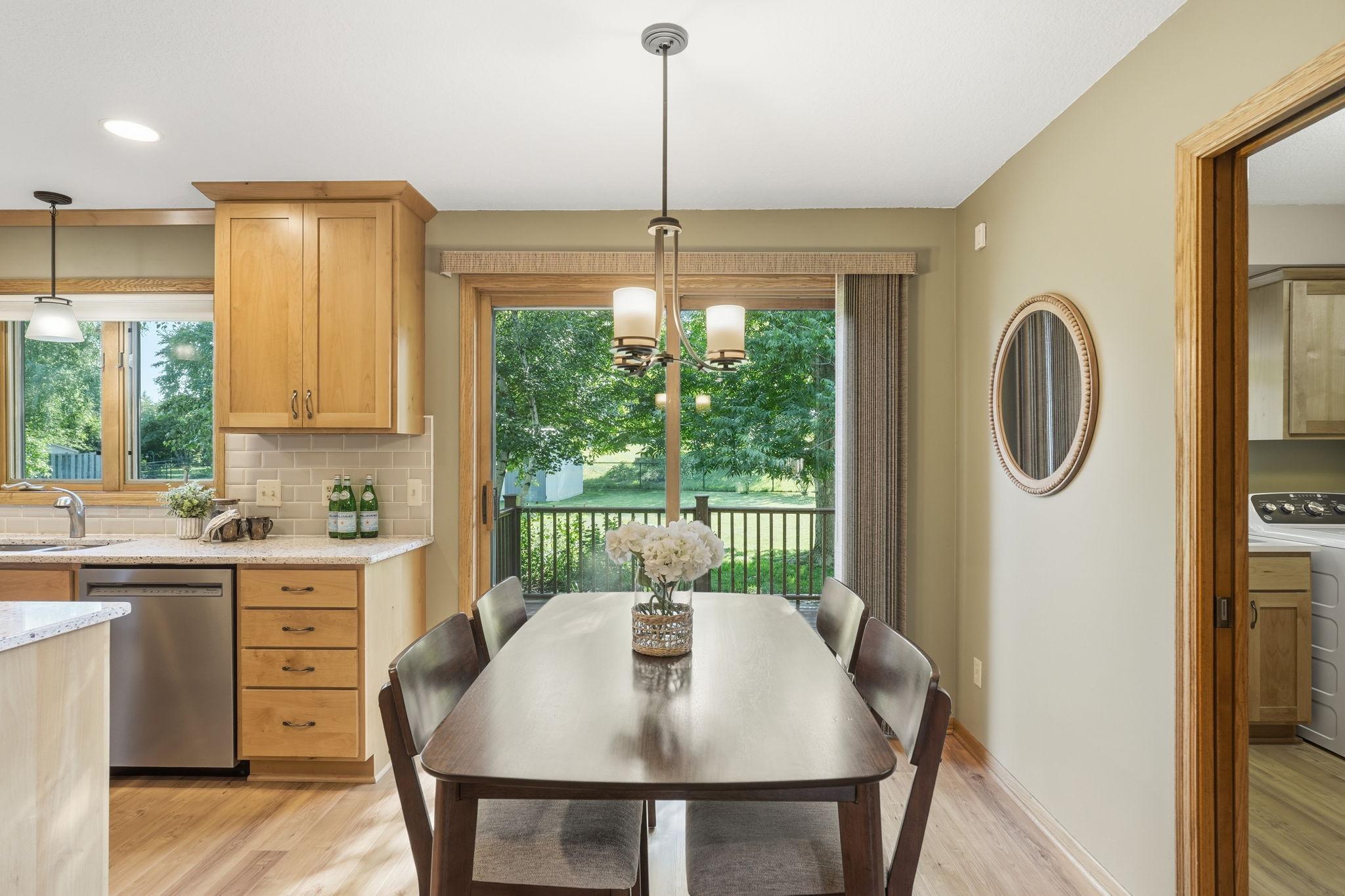 5th image of 2222 Parkview Ln, Saint Paul, MN 55125 | MLS# 7049536
