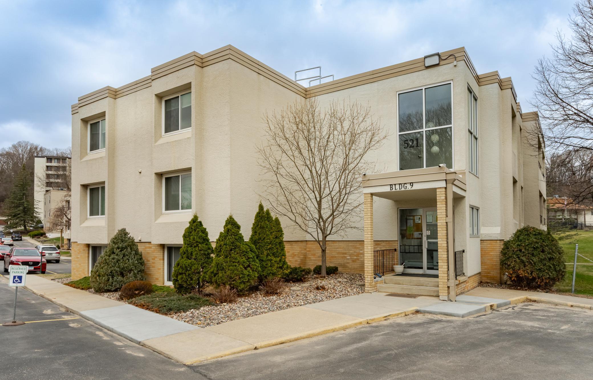 Homes for sale in Rochester, MN | 521 19th St Nw #18, Rochester, MN 55901 | MLS# 7049674