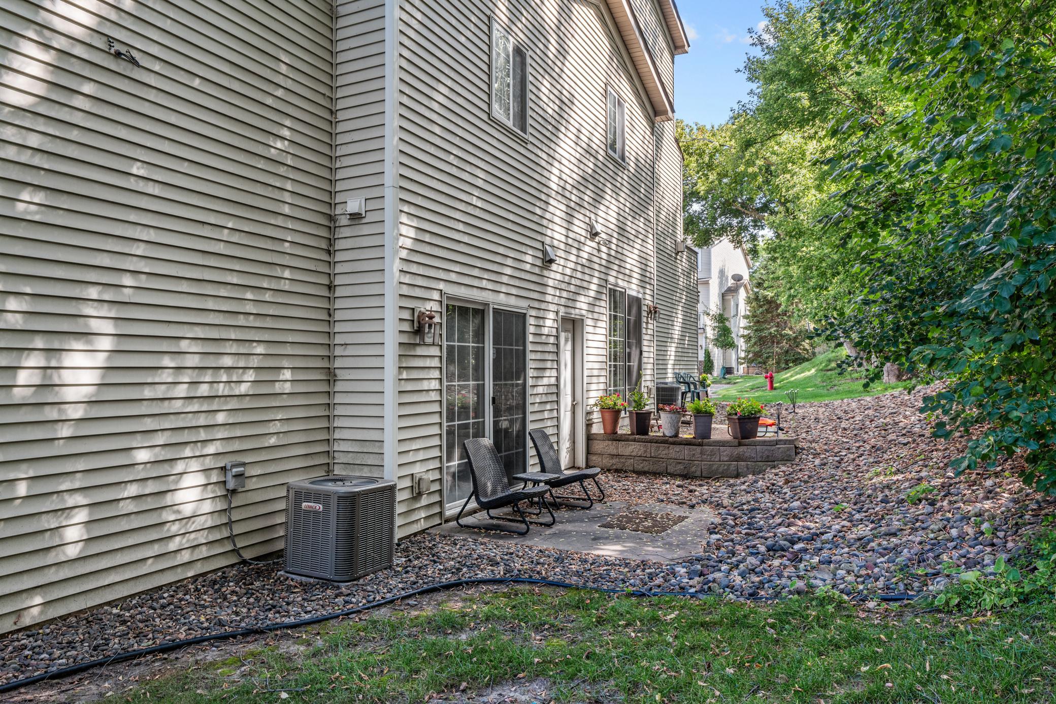 3rd image of 8195 Darcy Ln, Inver Grove Heights, MN 55076 | MLS# 7049886