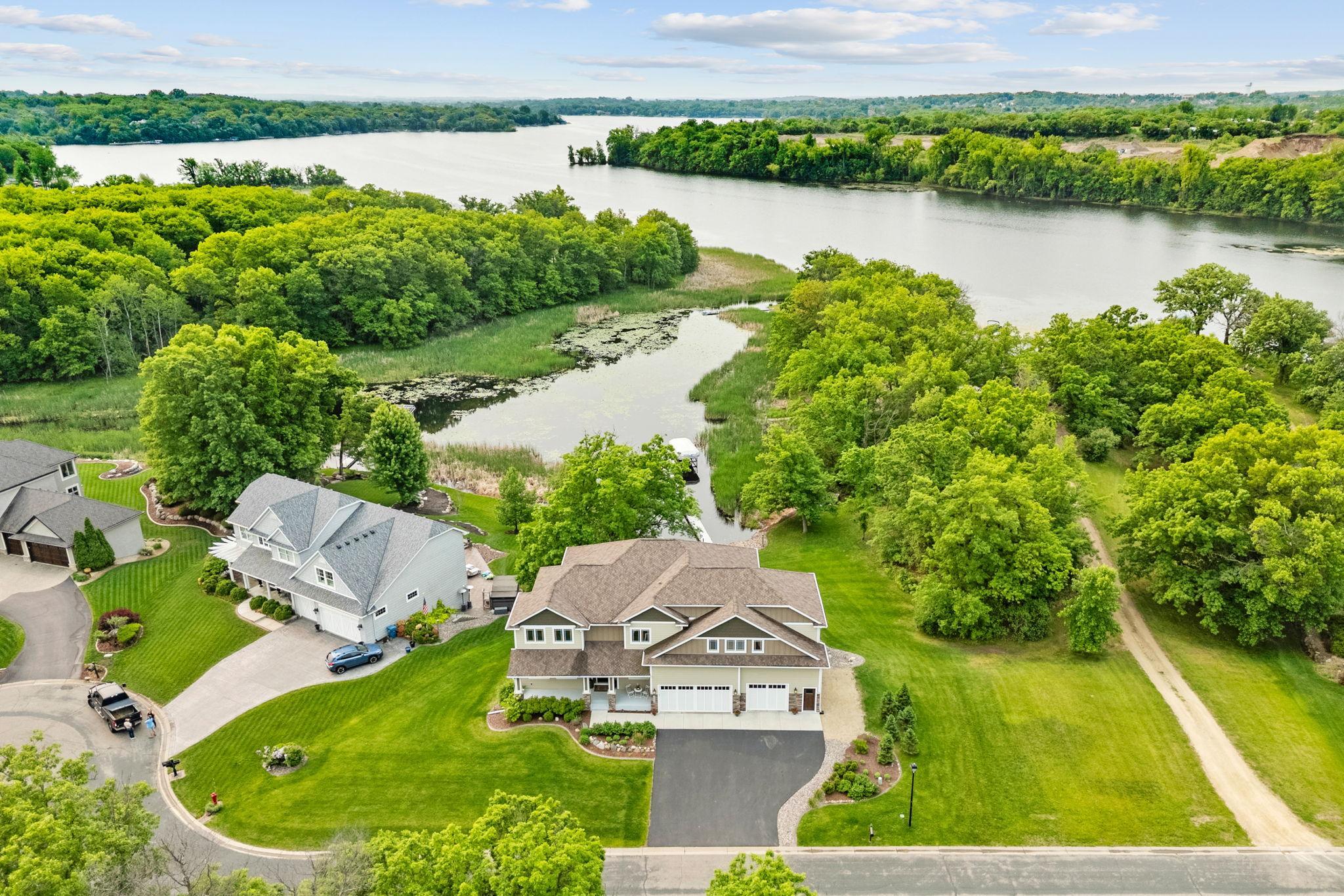 1st image of 18928 Katrine Ct, Lakeville, MN 55044 | MLS# 7049953