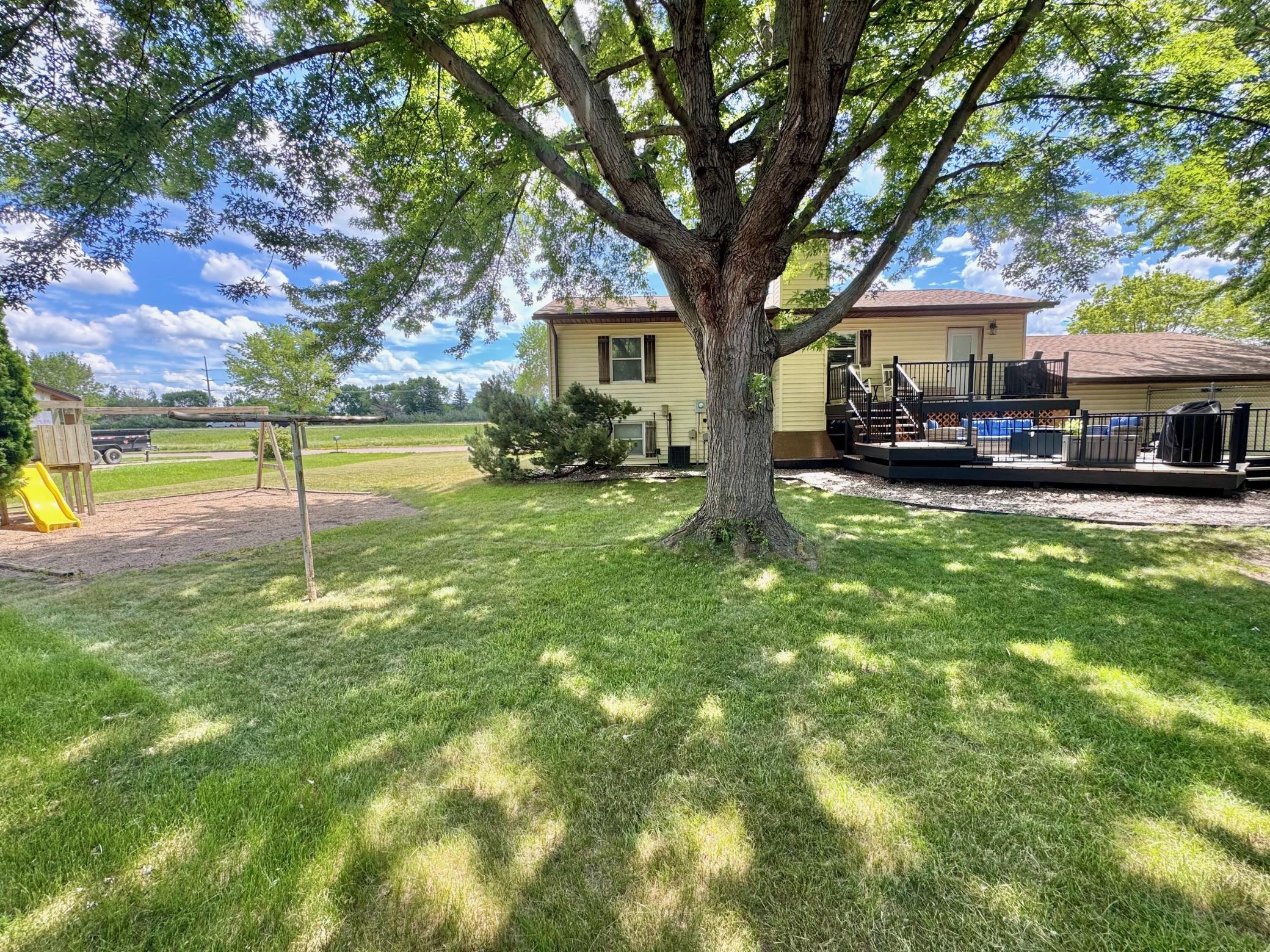 20th image of 501 Hawthorne Dr, Marshall, MN 56258 | MLS# 7050110