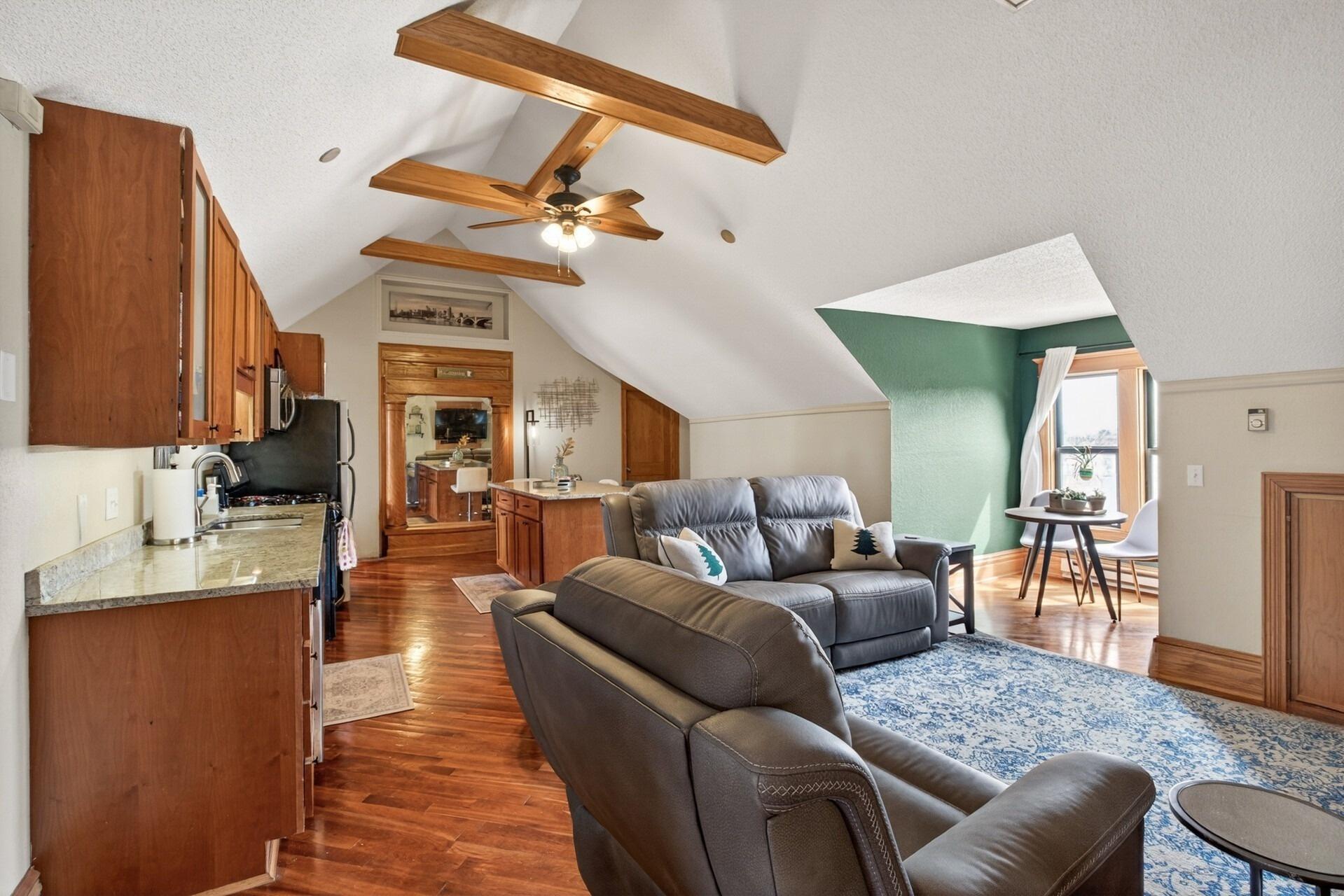 1st image of 1936 Aldrich Ave S #E301, Minneapolis, MN 55403 | MLS# 7050149
