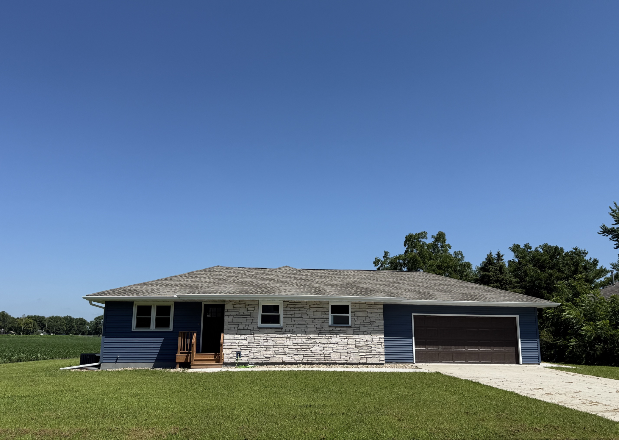 1st image of 409 4th Ave Se, Mapleton, MN 56065 | MLS# 7051671