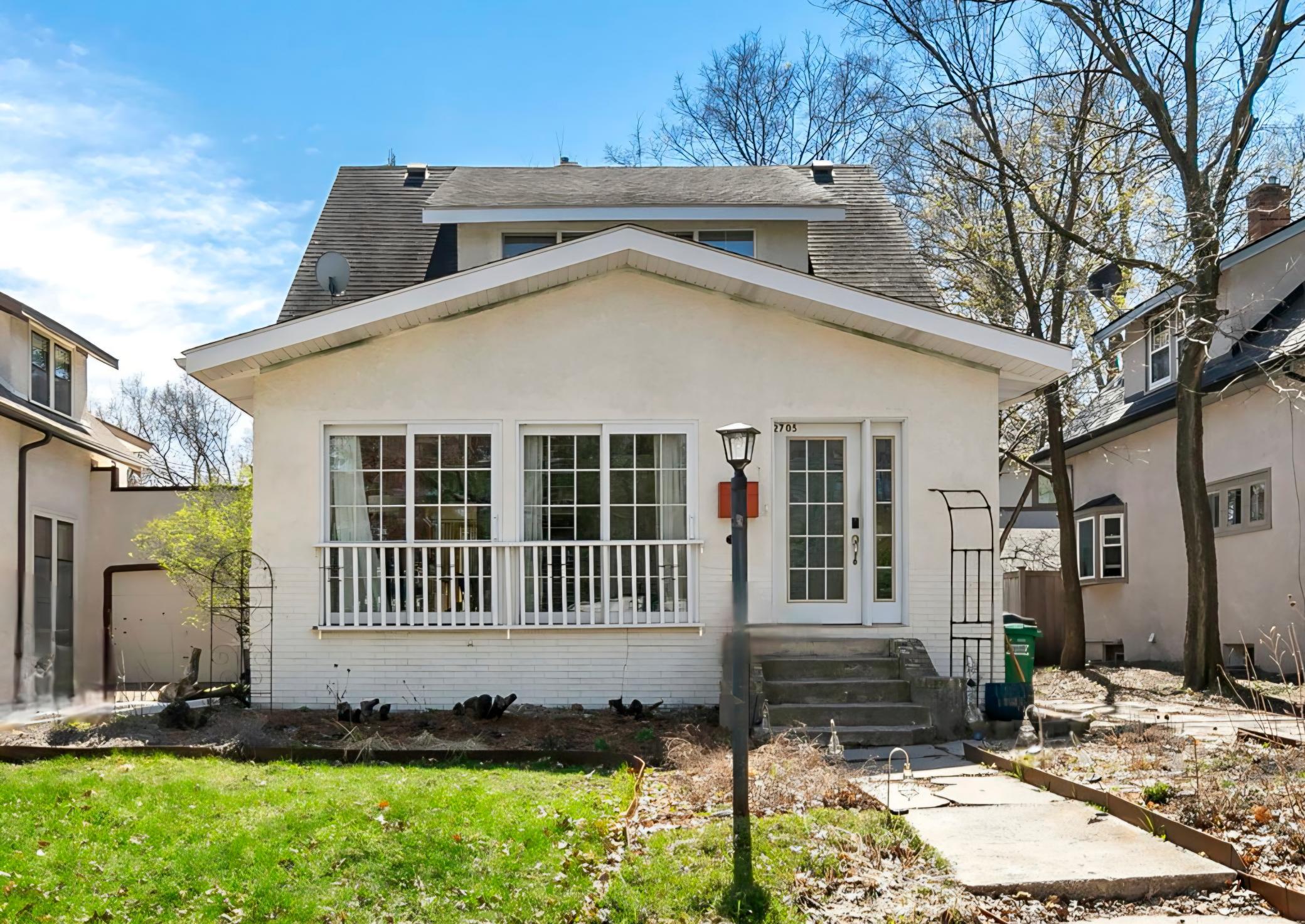 Homes for sale in Minneapolis, MN | 2705 E Minnehaha Pkwy, Minneapolis, MN 55417 | MLS# 7052574