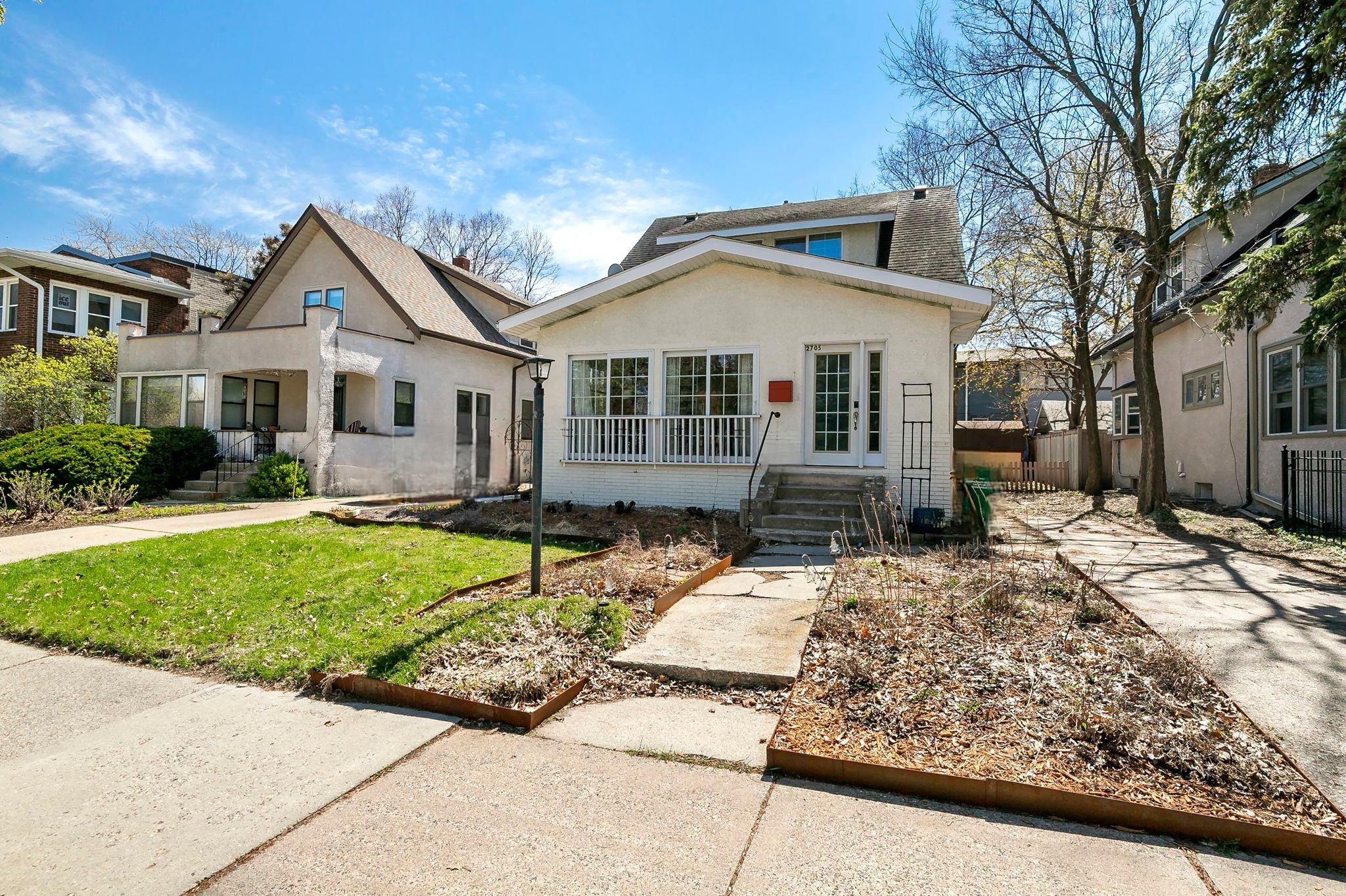 Homes for sale in Minneapolis, MN | 2705 E Minnehaha Pkwy, Minneapolis, MN 55417 | MLS# 7052574