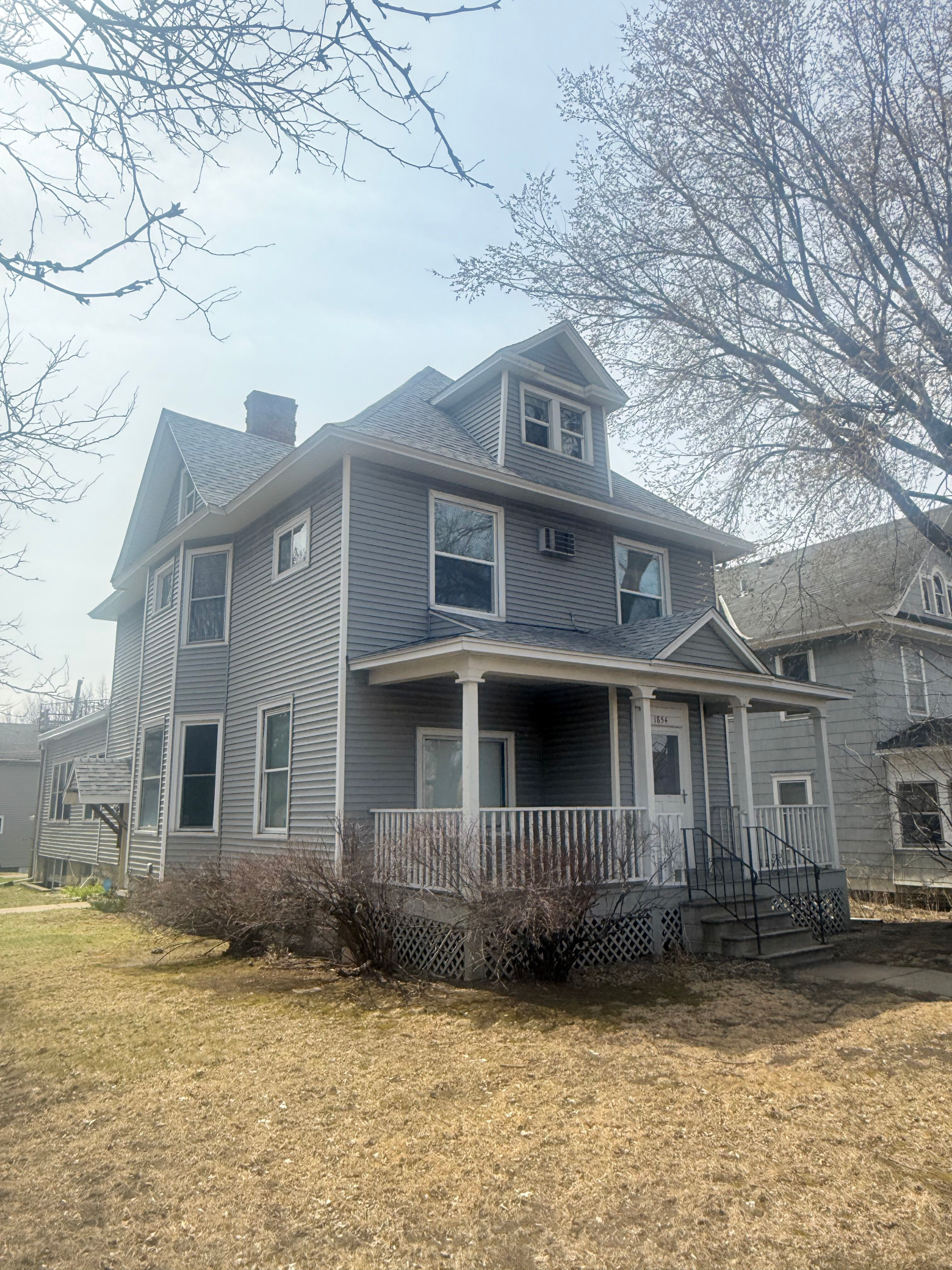 1st image of 1854 Roblyn Ave, Saint Paul, MN 55104 | MLS# 7052605