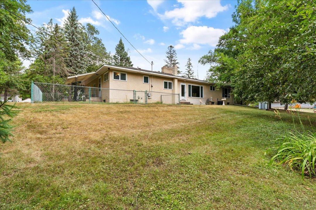 4th image of 824 Willow St, Brainerd, MN 56401 | MLS# 7053116