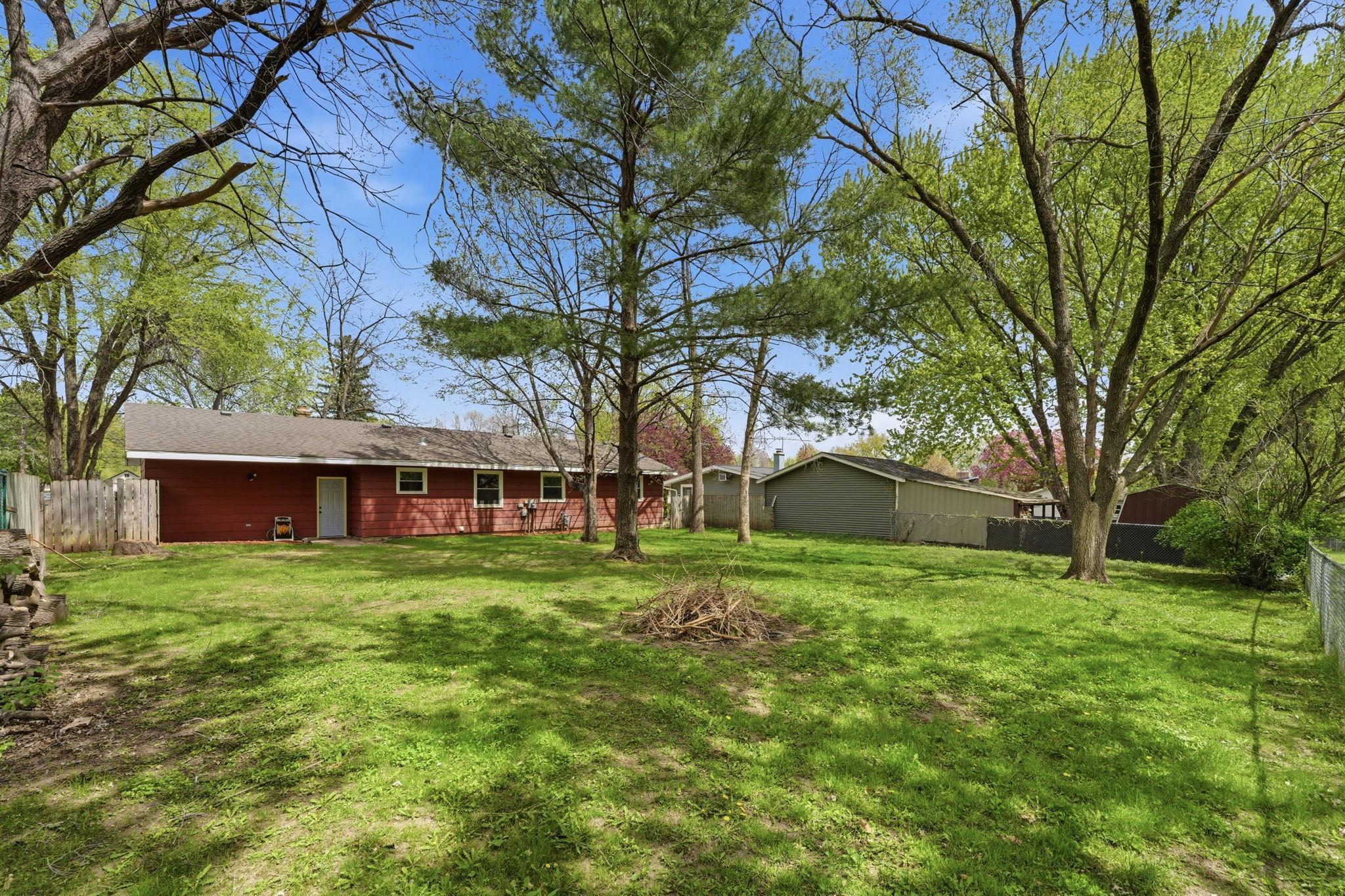2nd image of 900 Green St, Hudson, WI 54016 | MLS# 7053221