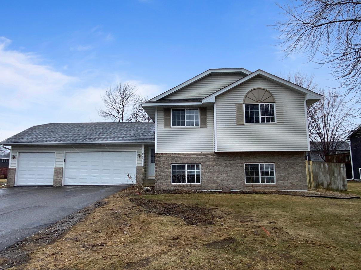 Homes for sale in Montrose, MN | 218 Crystal Ln, Montrose, MN 55363 | MLS# 7053330