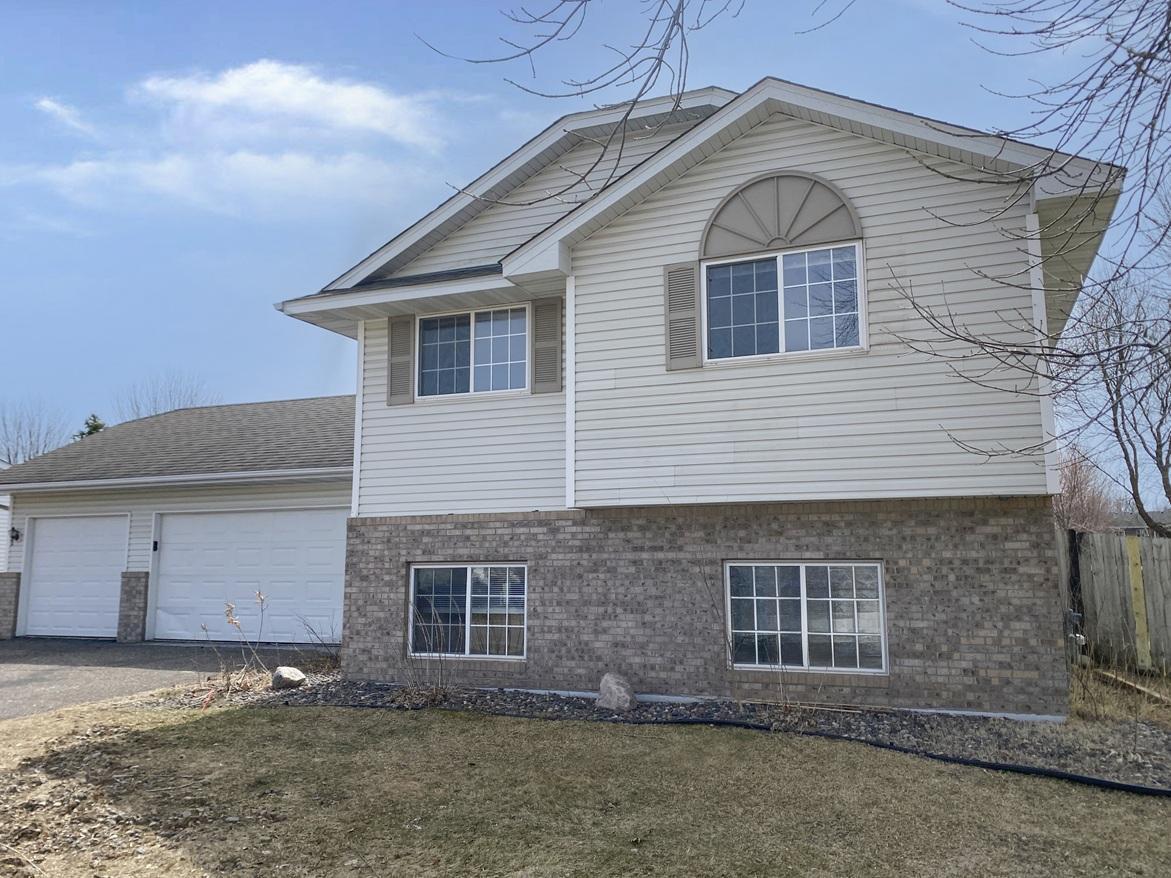 Homes for sale in Montrose, MN | 218 Crystal Ln, Montrose, MN 55363 | MLS# 7053330