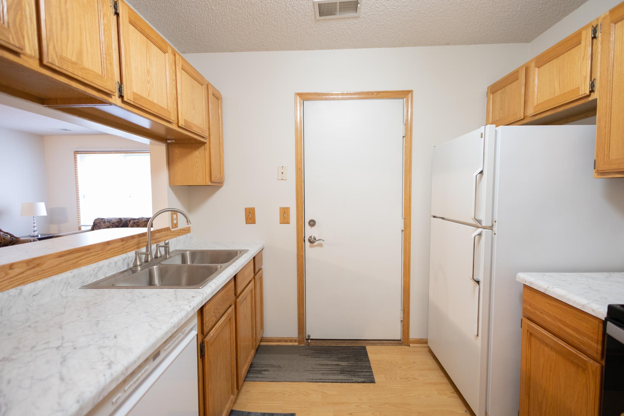 2nd image of 2005 Southcross Dr W #1006, Burnsville, MN 55306 | MLS# 7053338